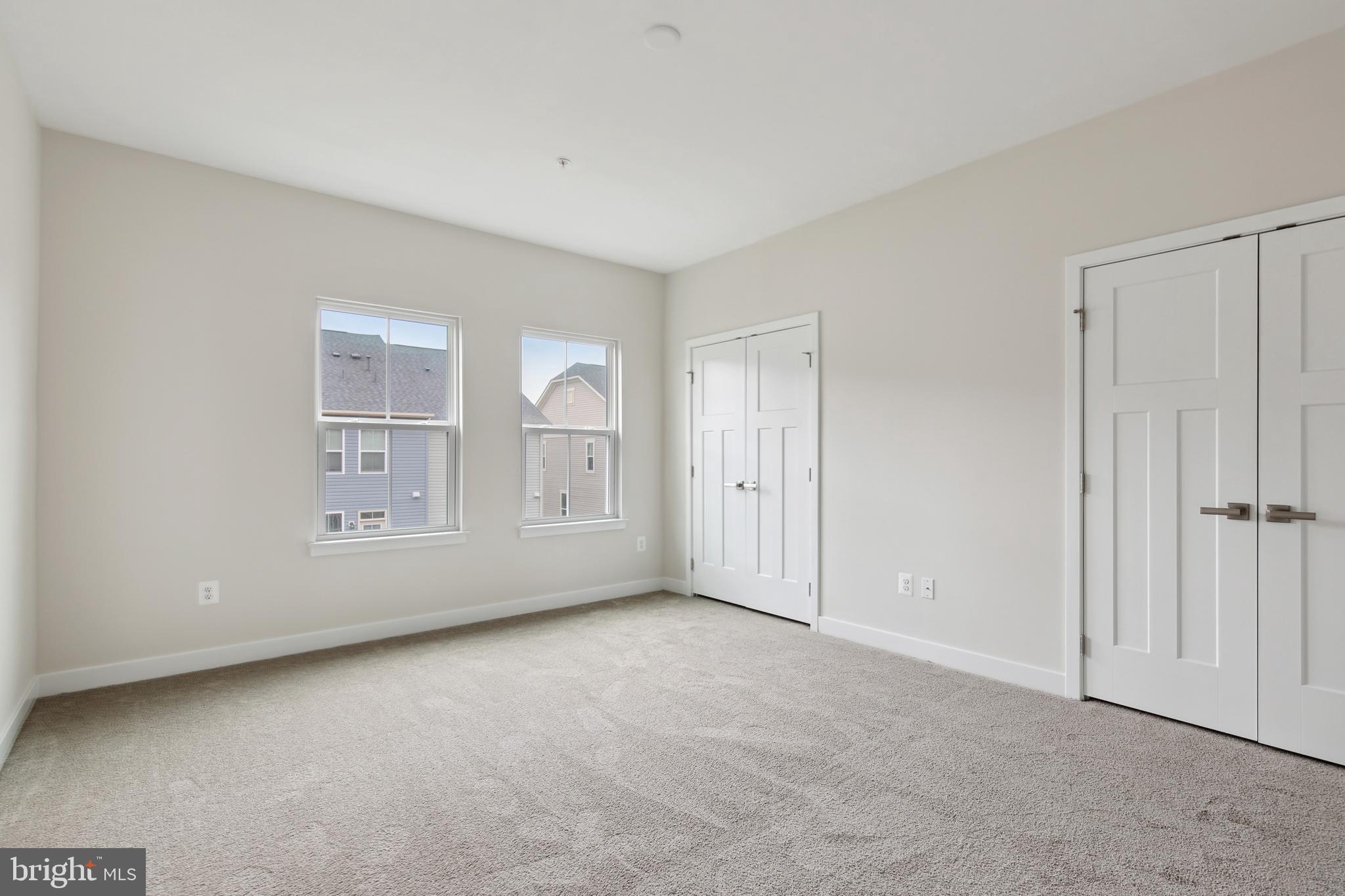 CREEKSIDE VILLAGE AT TANYARD SPRINGS - Residential