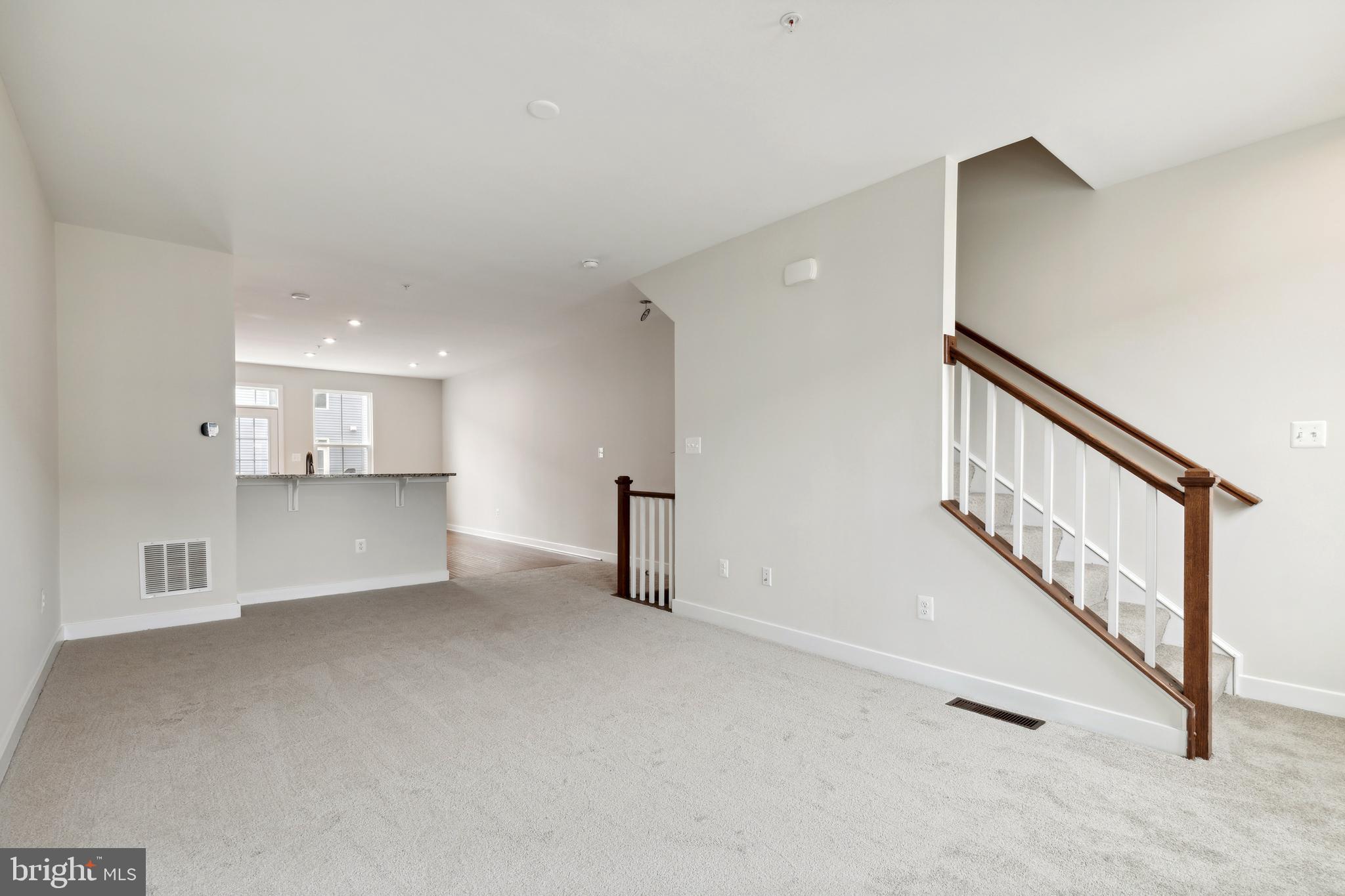 CREEKSIDE VILLAGE AT TANYARD SPRINGS - Residential