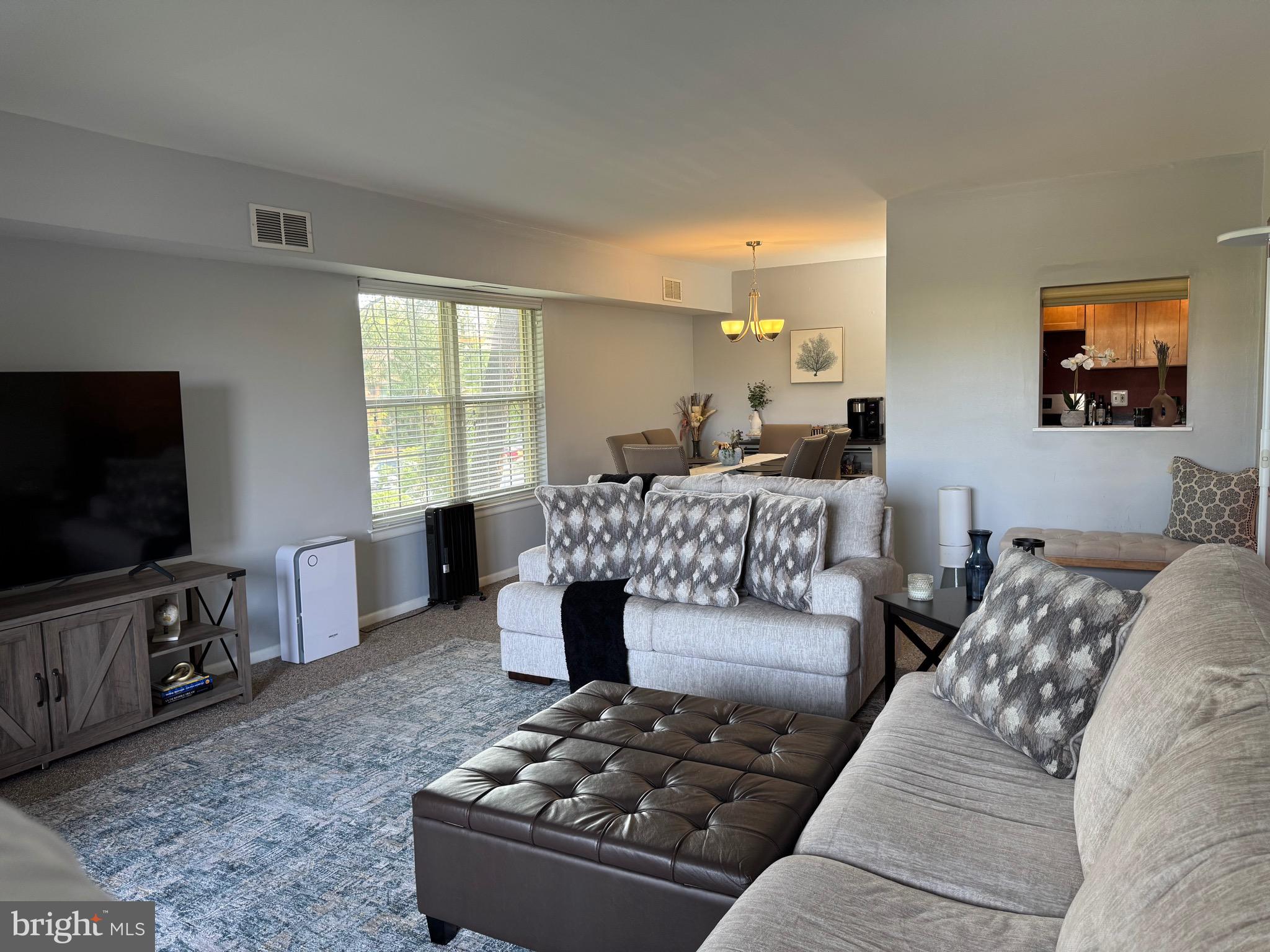 GLENHARDIE - Residential Lease