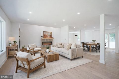 316 FARMDALE ROAD MOORESTOWN NJ 08057