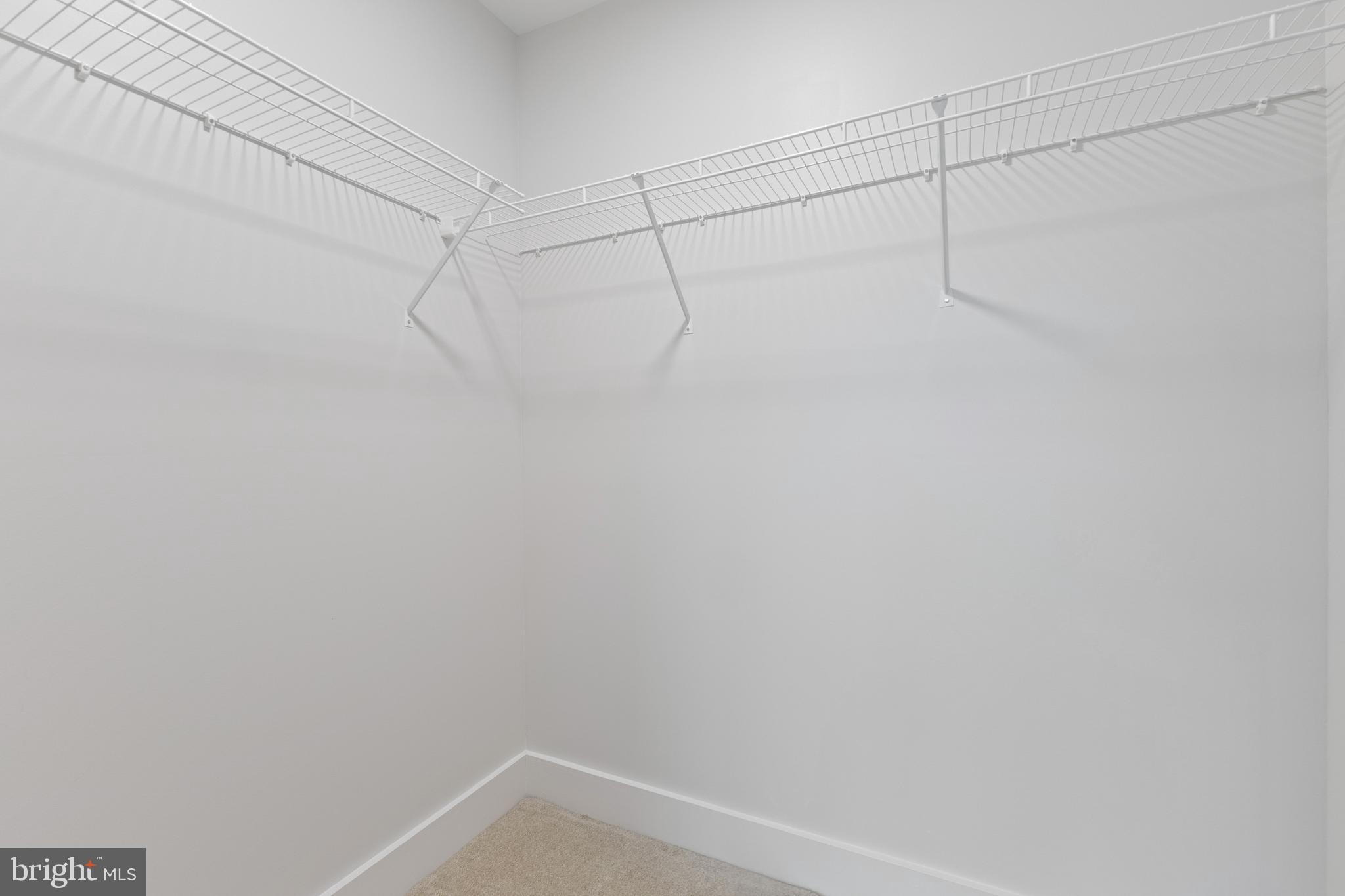 MONTGOMERY VILLAGE - Residential Lease