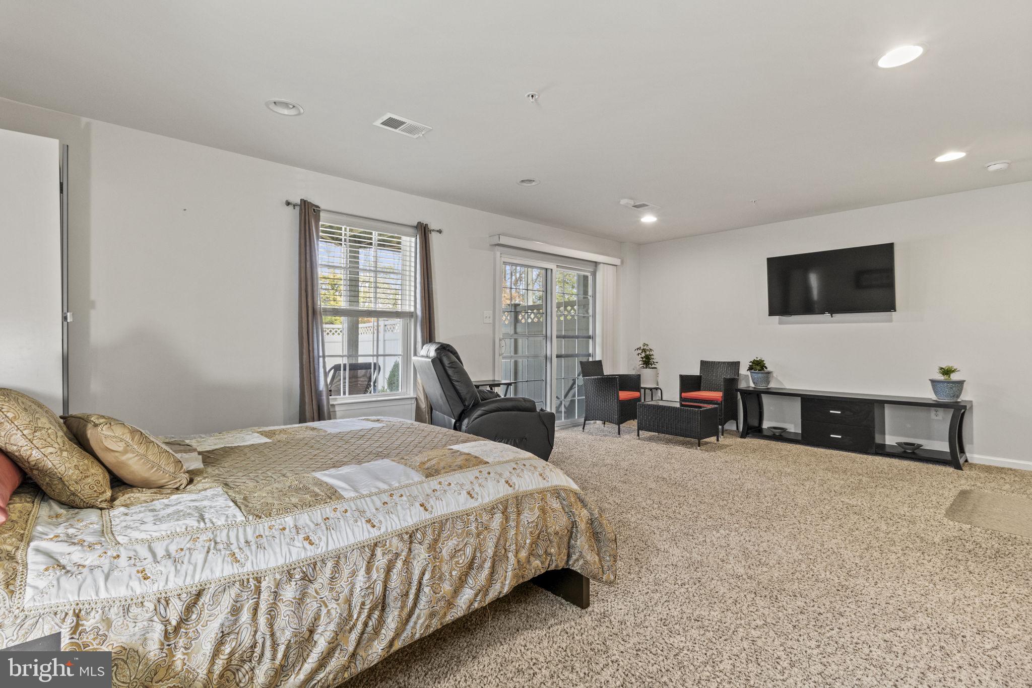 ADAMS CROSSING - Residential