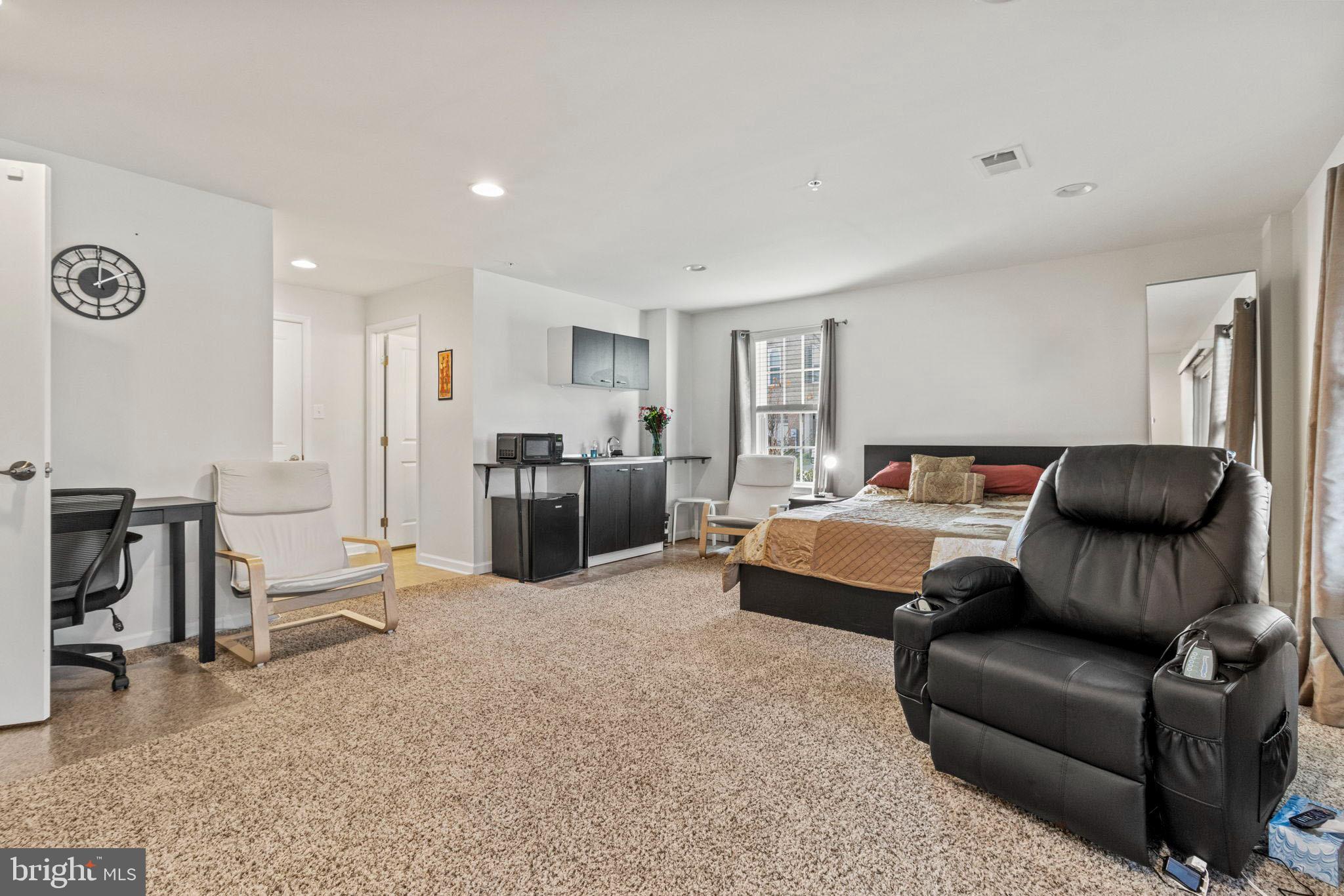 ADAMS CROSSING - Residential