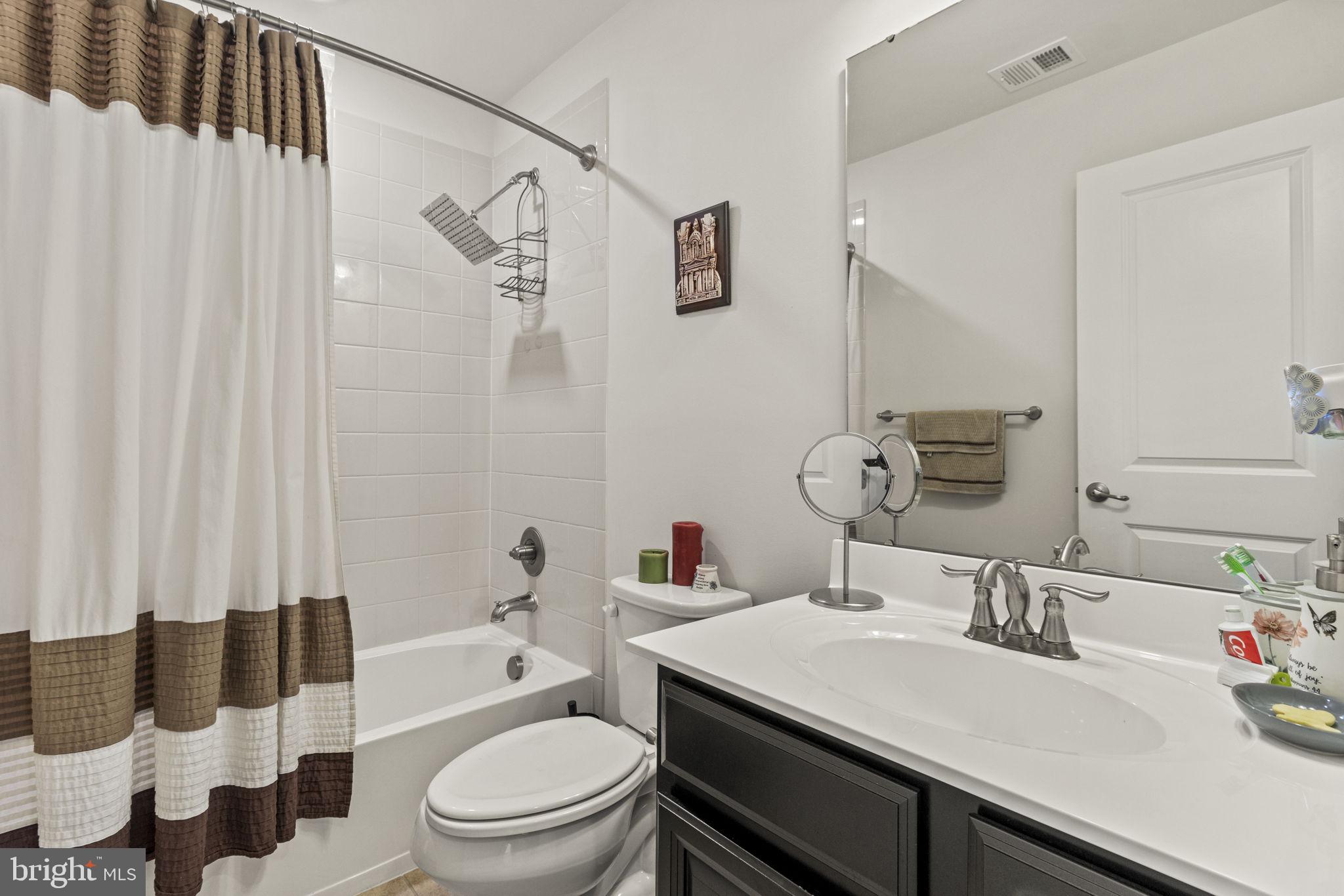 ADAMS CROSSING - Residential