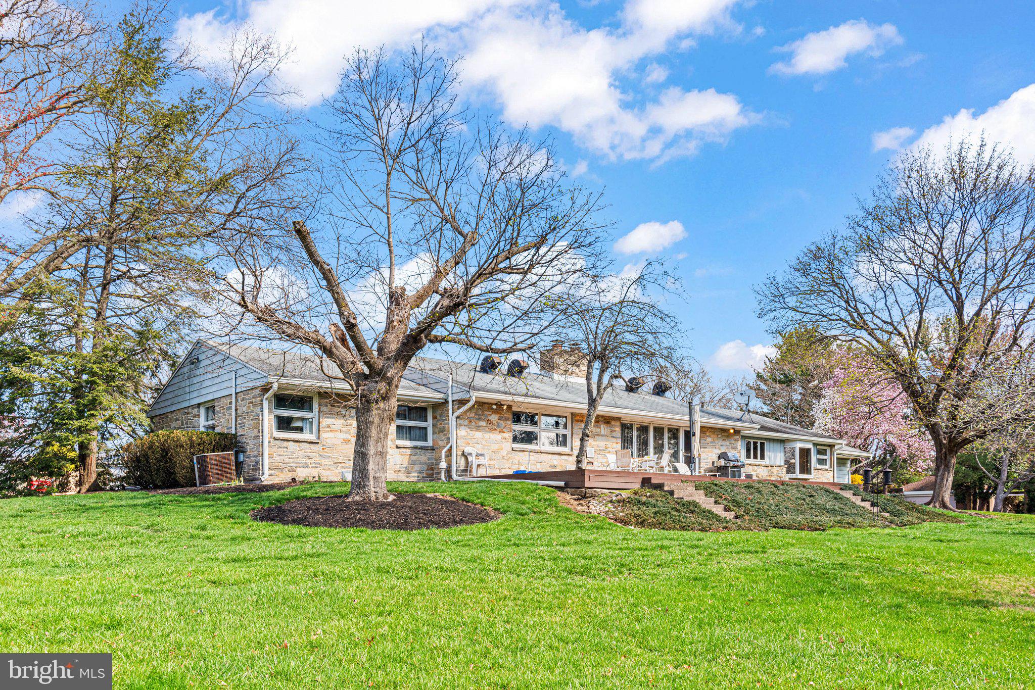 1625 MITCHELL ROAD