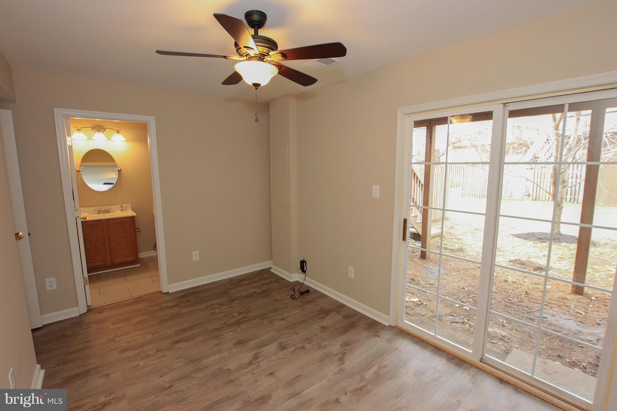 TOWNES OF VANDERBILT - Residential