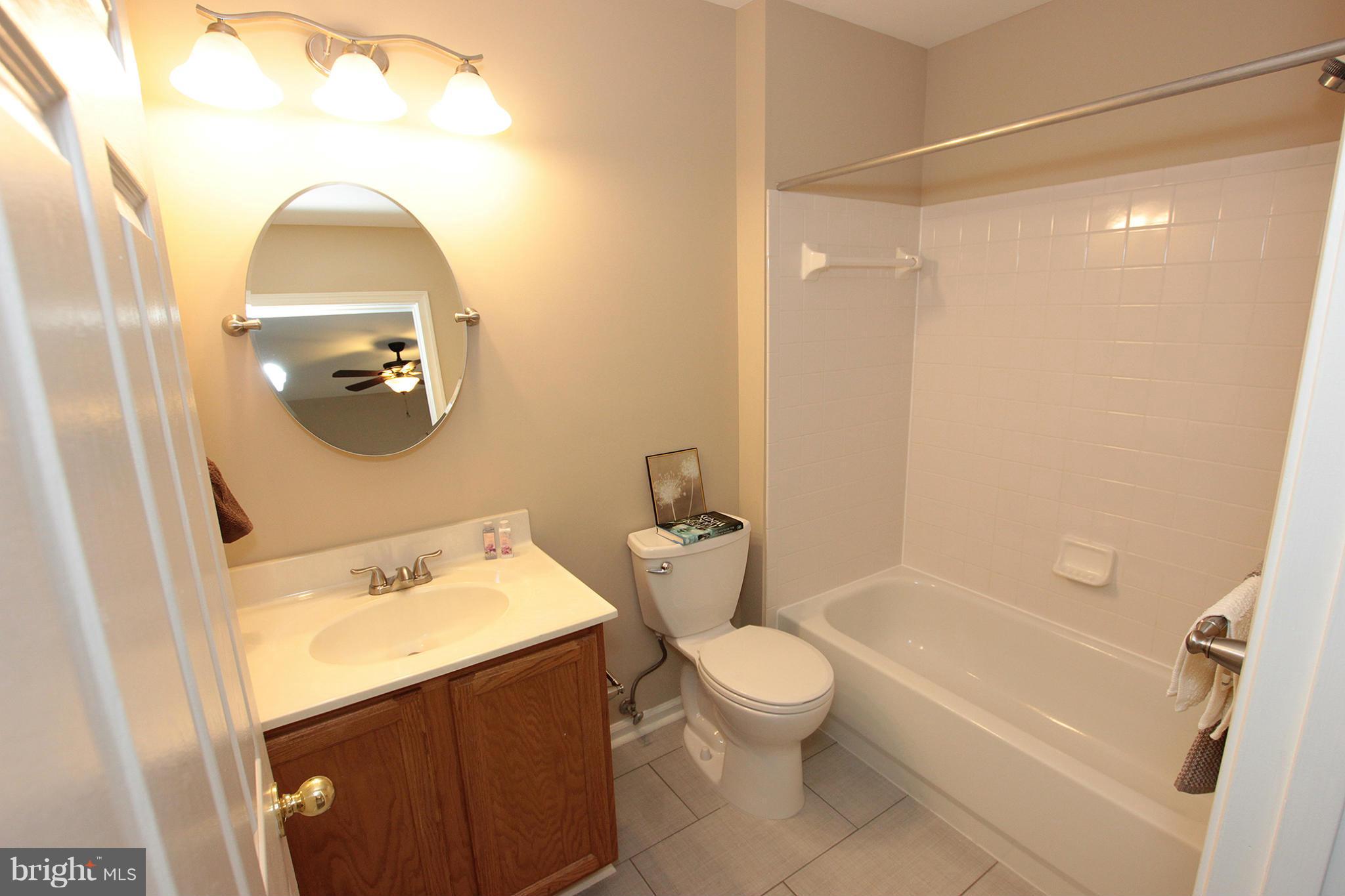 TOWNES OF VANDERBILT - Residential