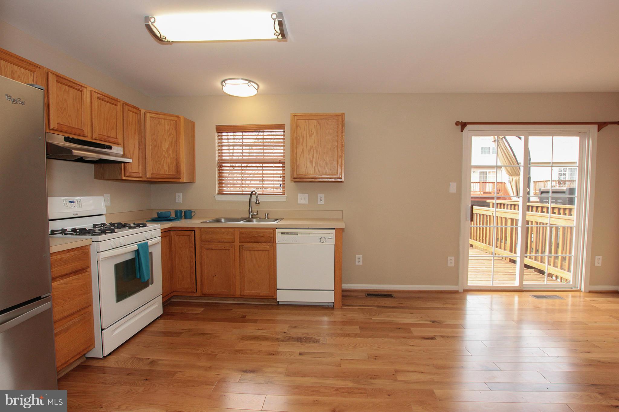 TOWNES OF VANDERBILT - Residential