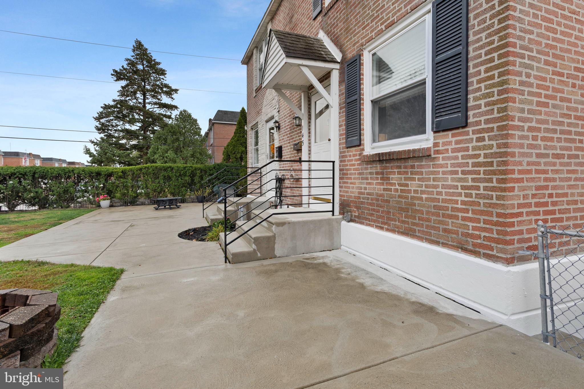 LEEDOM ESTS - Residential