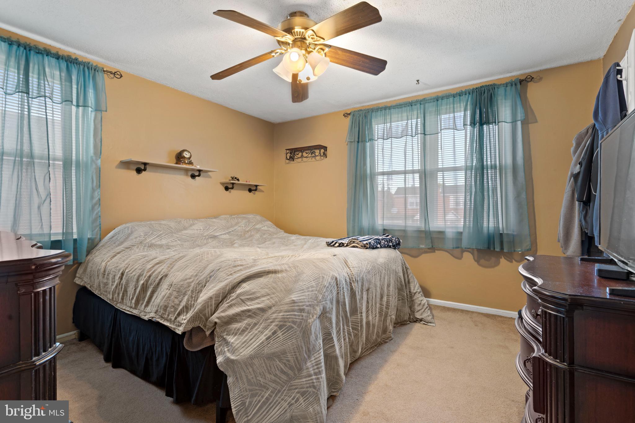 LEEDOM ESTS - Residential