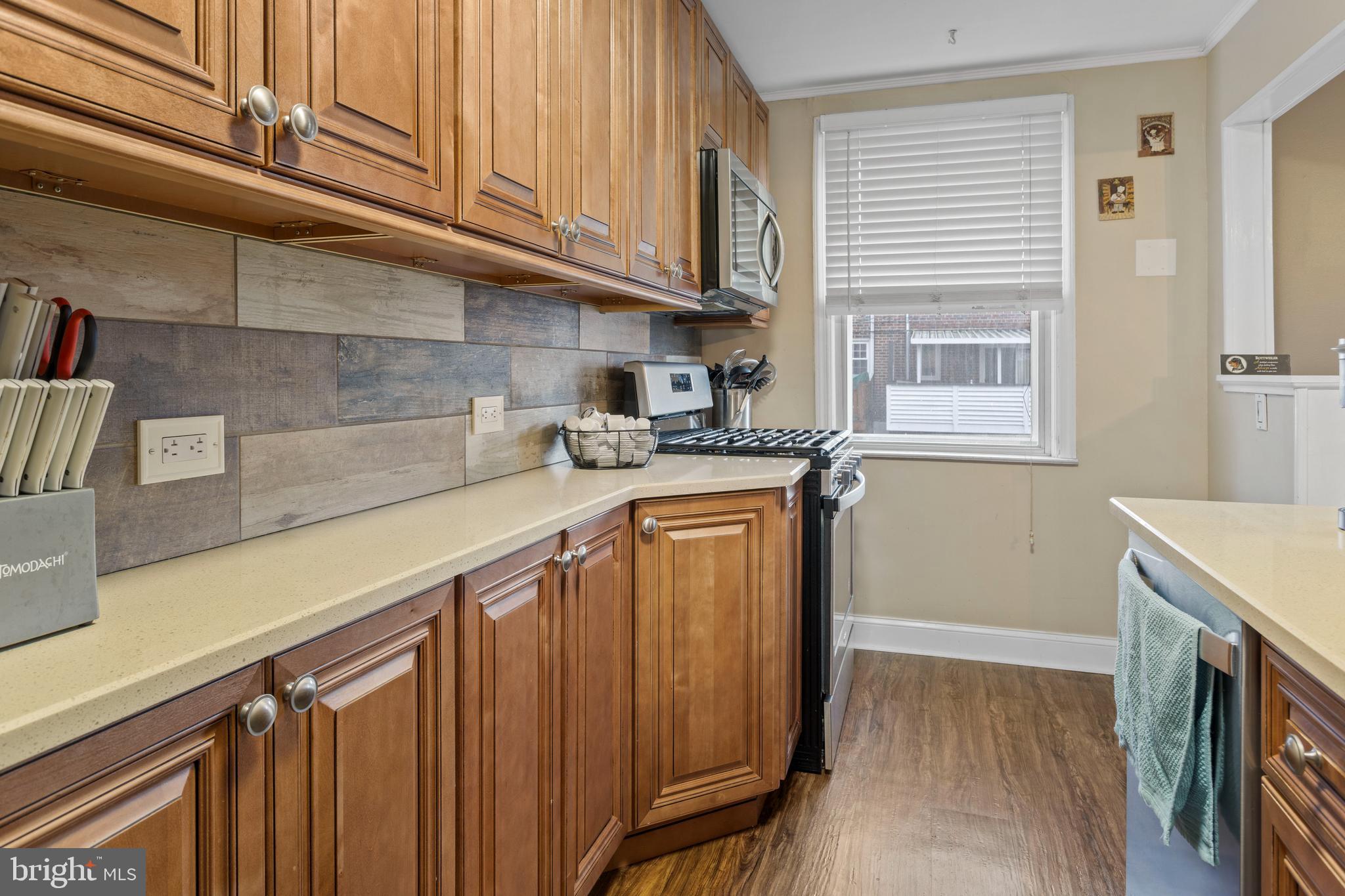 LEEDOM ESTS - Residential