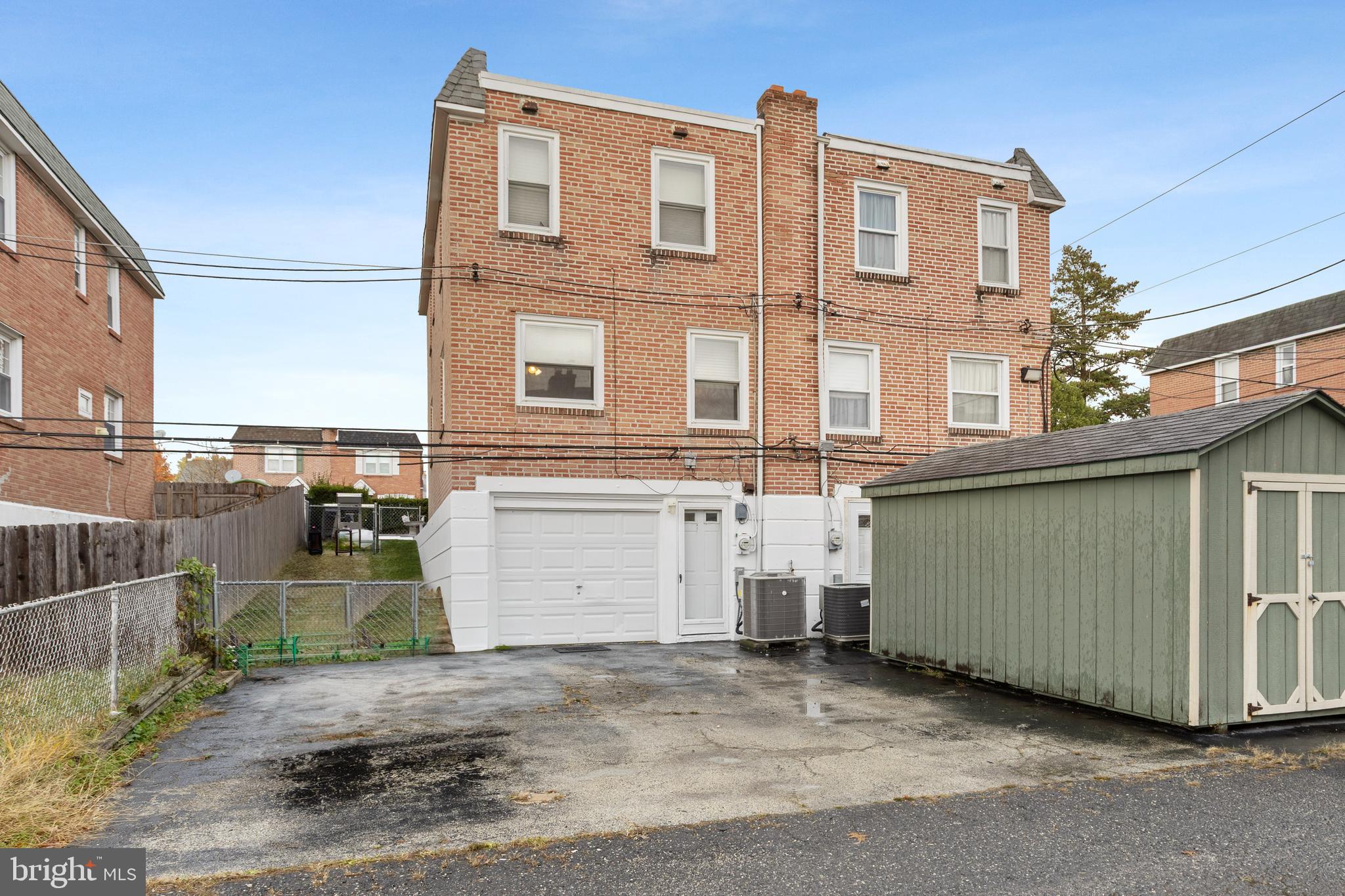 LEEDOM ESTS - Residential