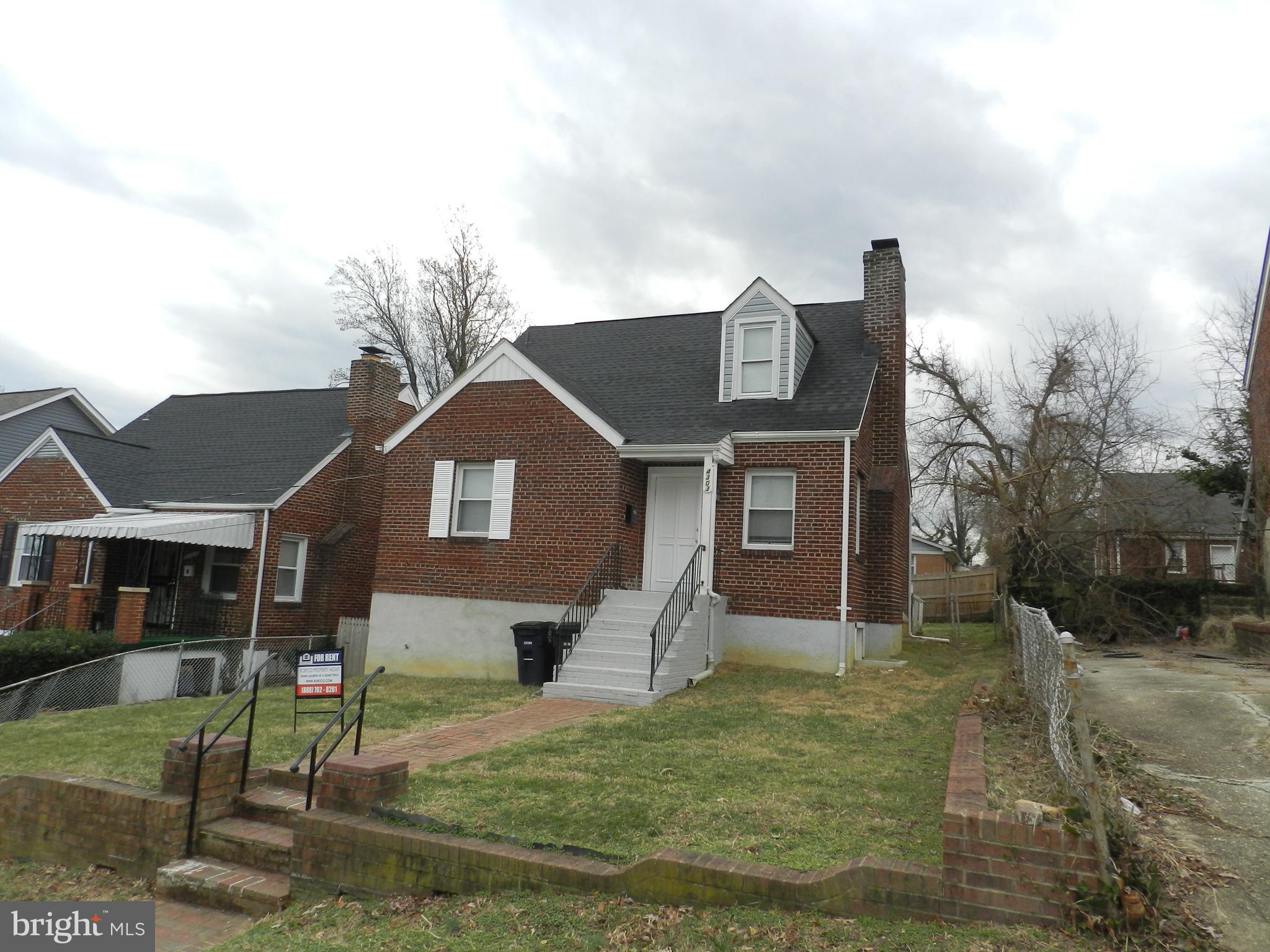 BRADBURY HEIGHTS - Residential Lease