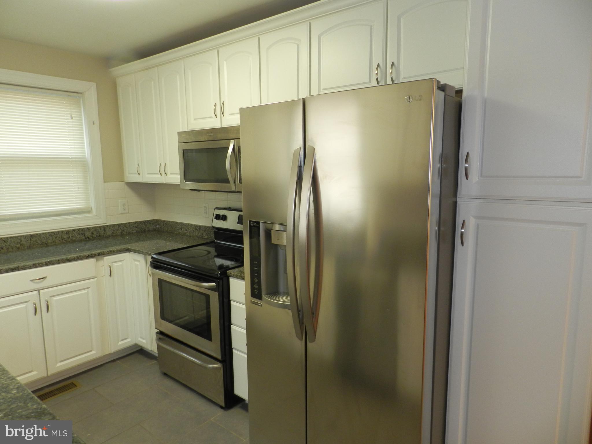 BRADBURY HEIGHTS - Residential Lease