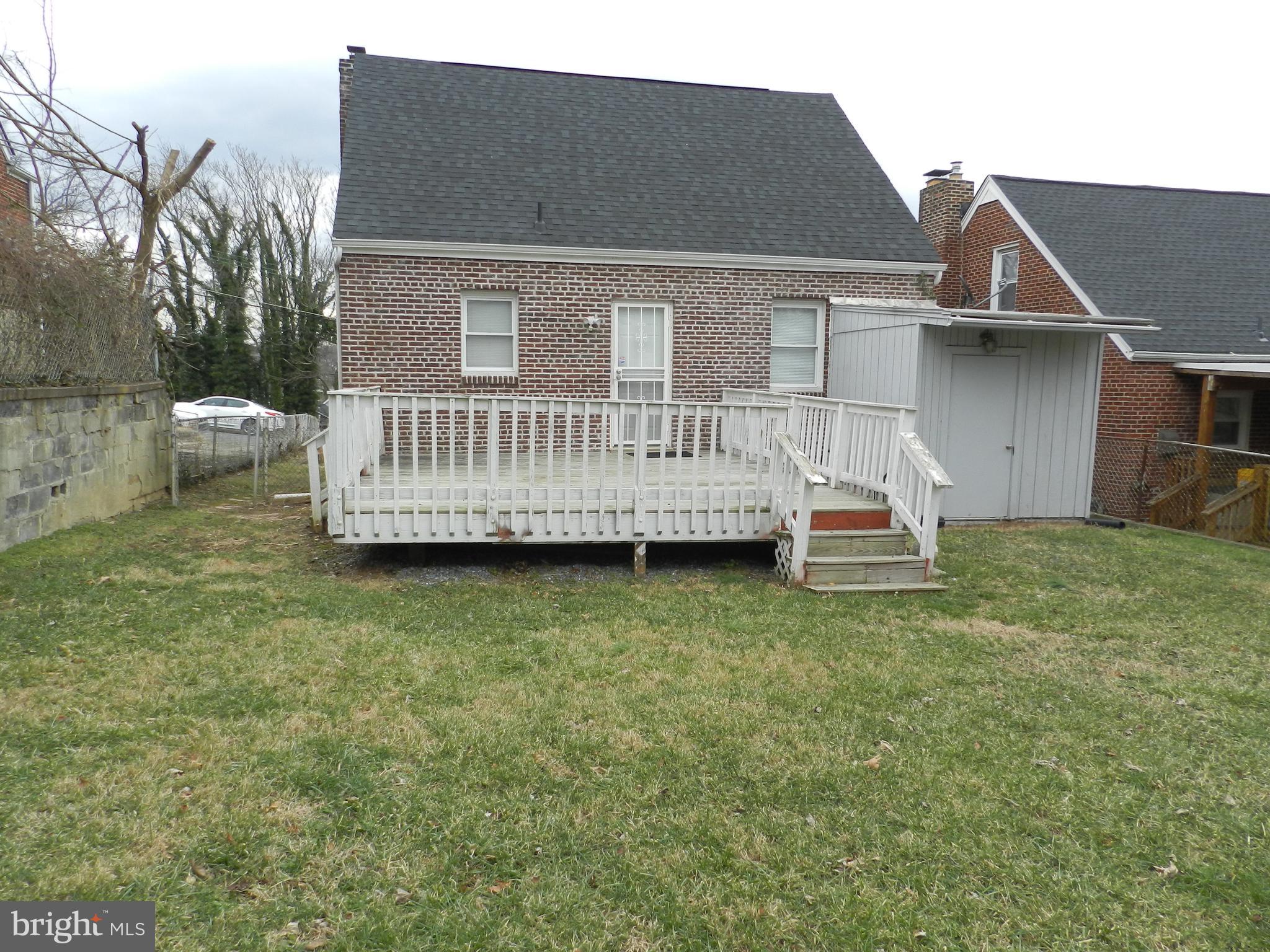 BRADBURY HEIGHTS - Residential Lease