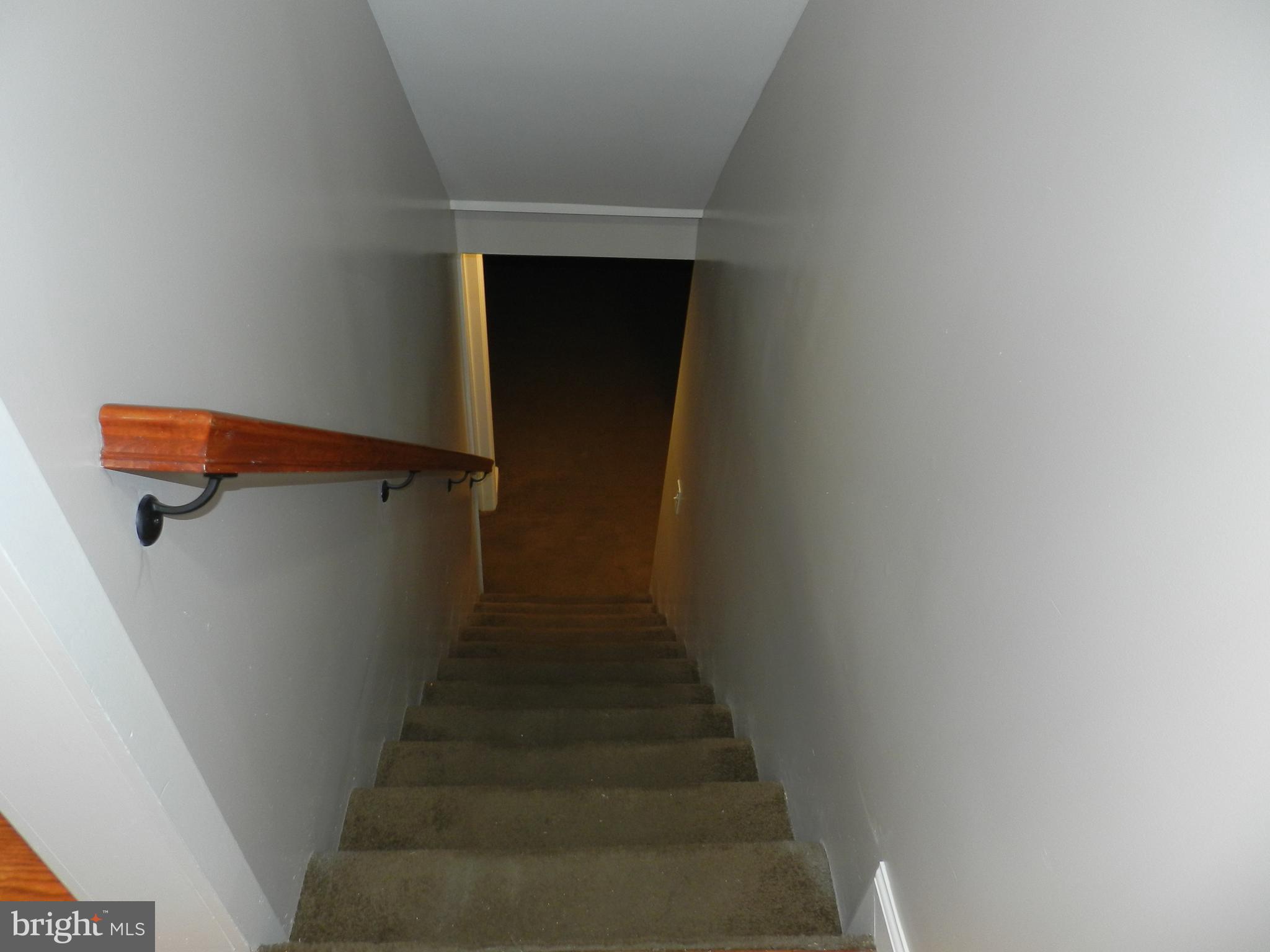 BRADBURY HEIGHTS - Residential Lease