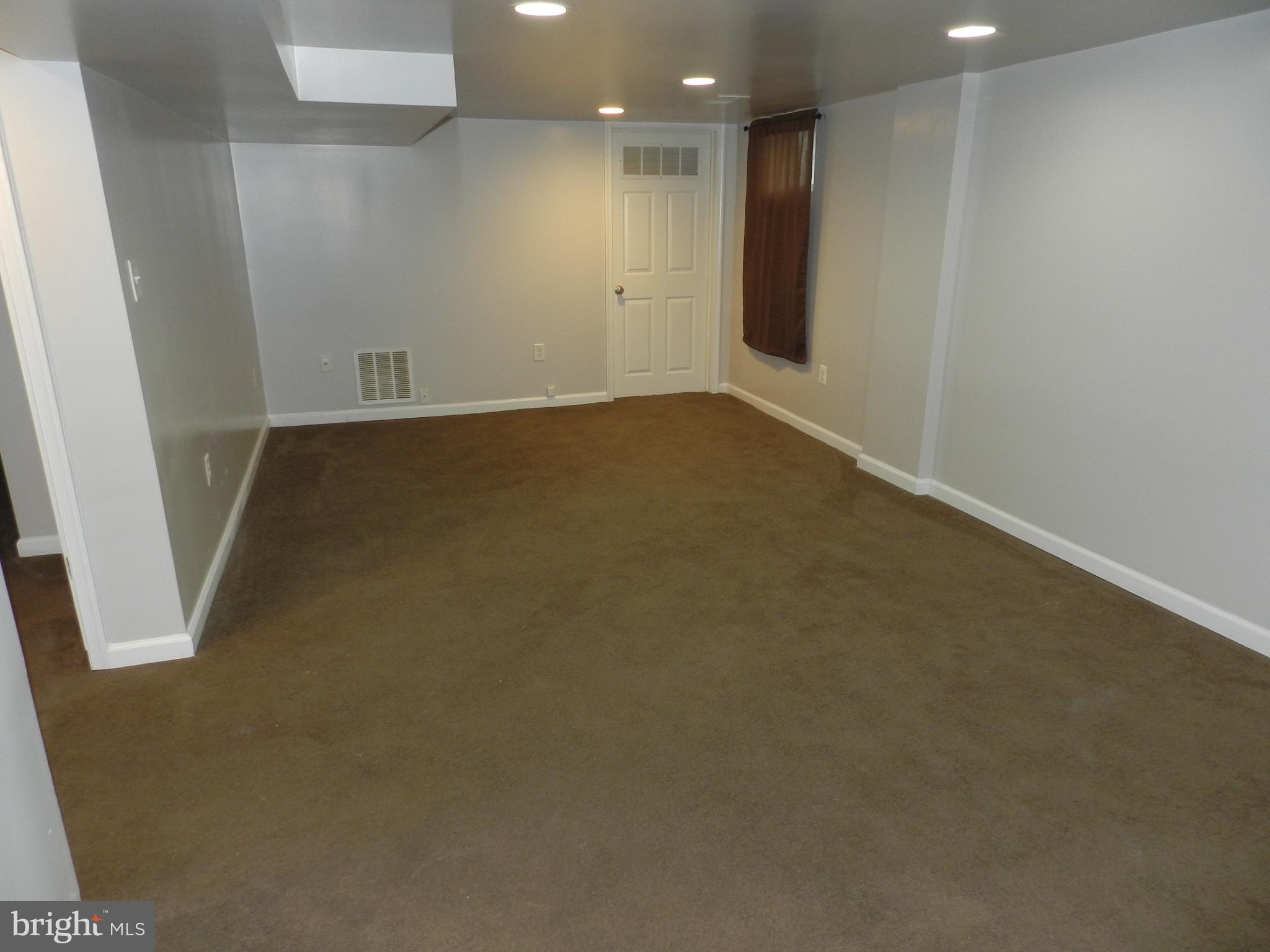 BRADBURY HEIGHTS - Residential Lease