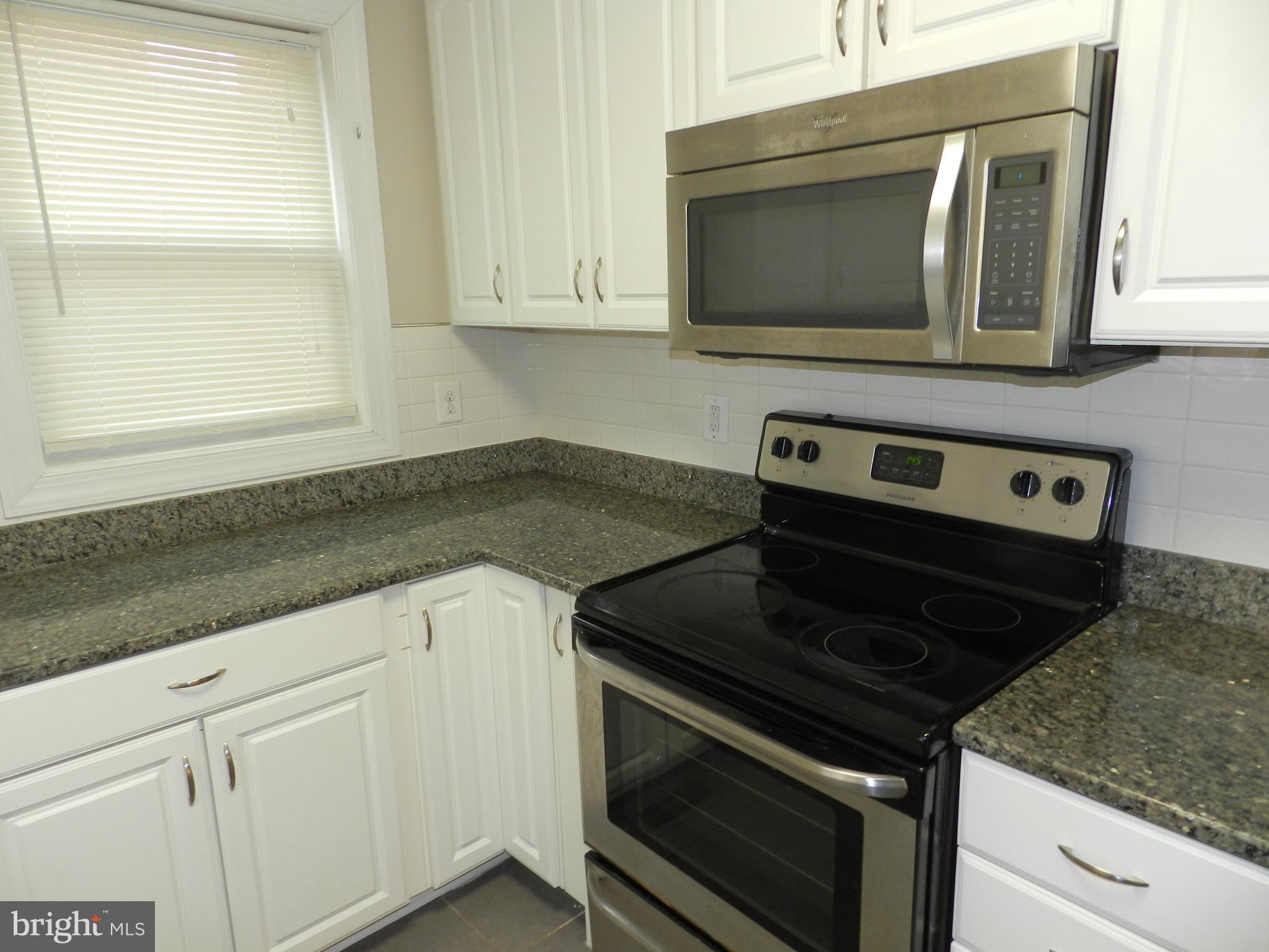 BRADBURY HEIGHTS - Residential Lease