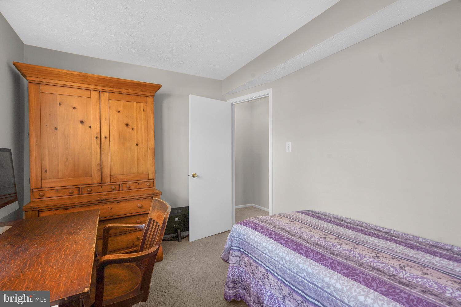 FAIR HILL FARM - Residential