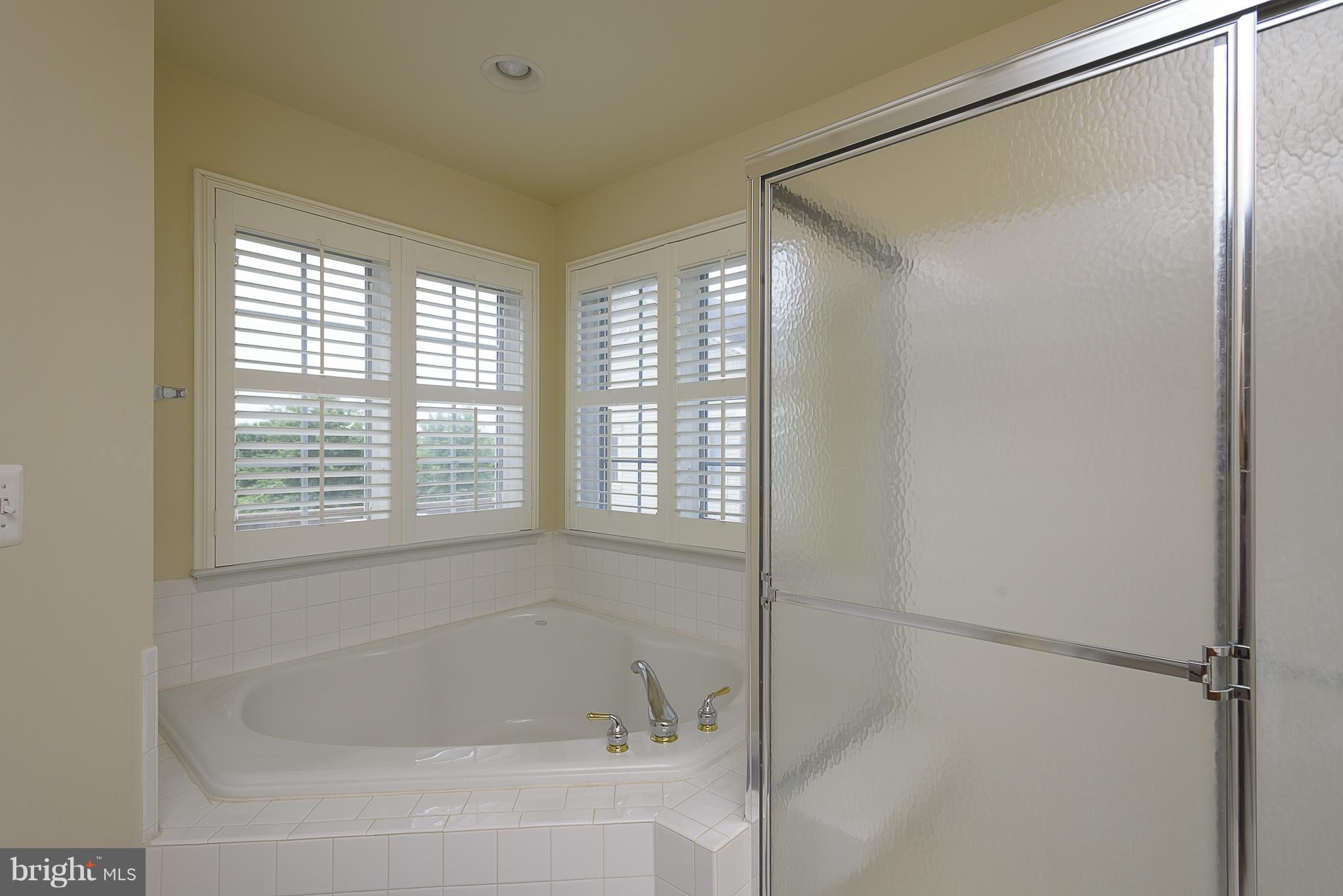 CROFTON VALLEY - Residential