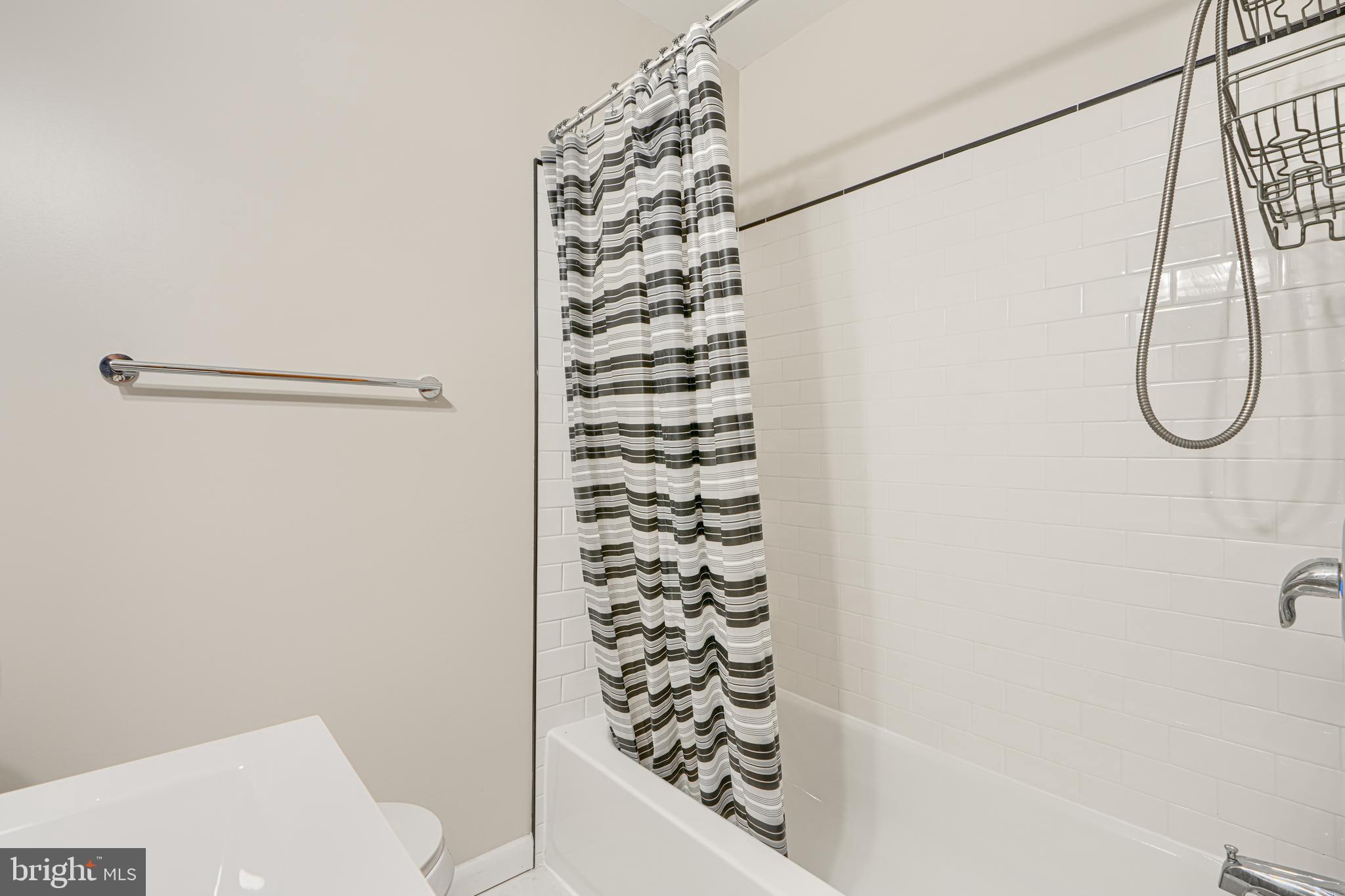 EASTWOOD - Residential