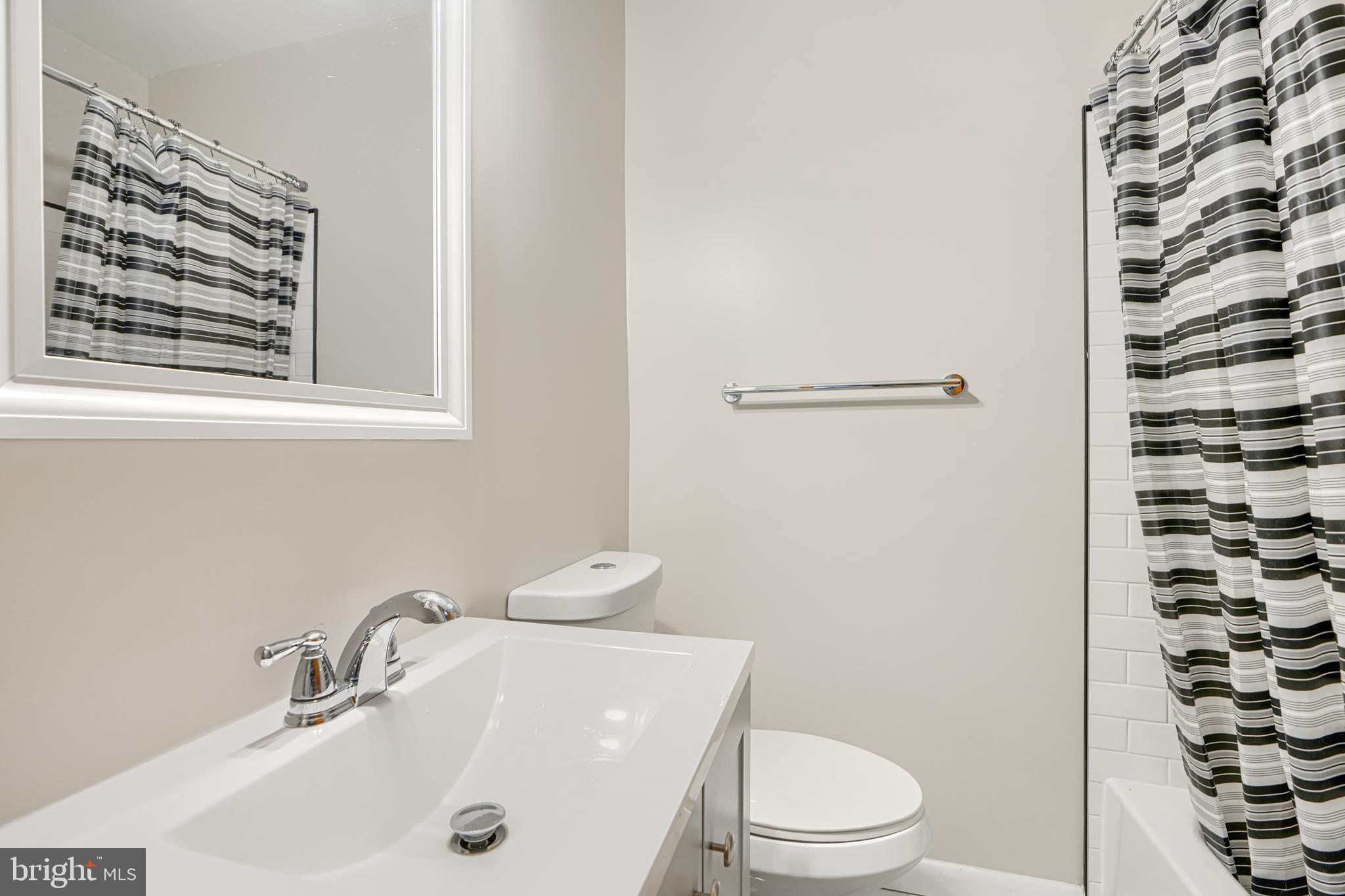 EASTWOOD - Residential