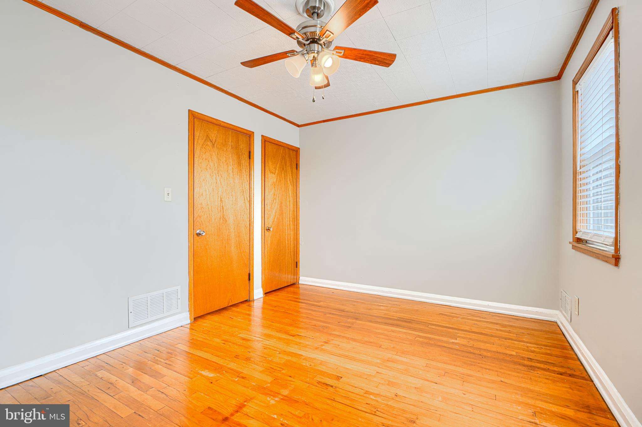 EASTWOOD - Residential