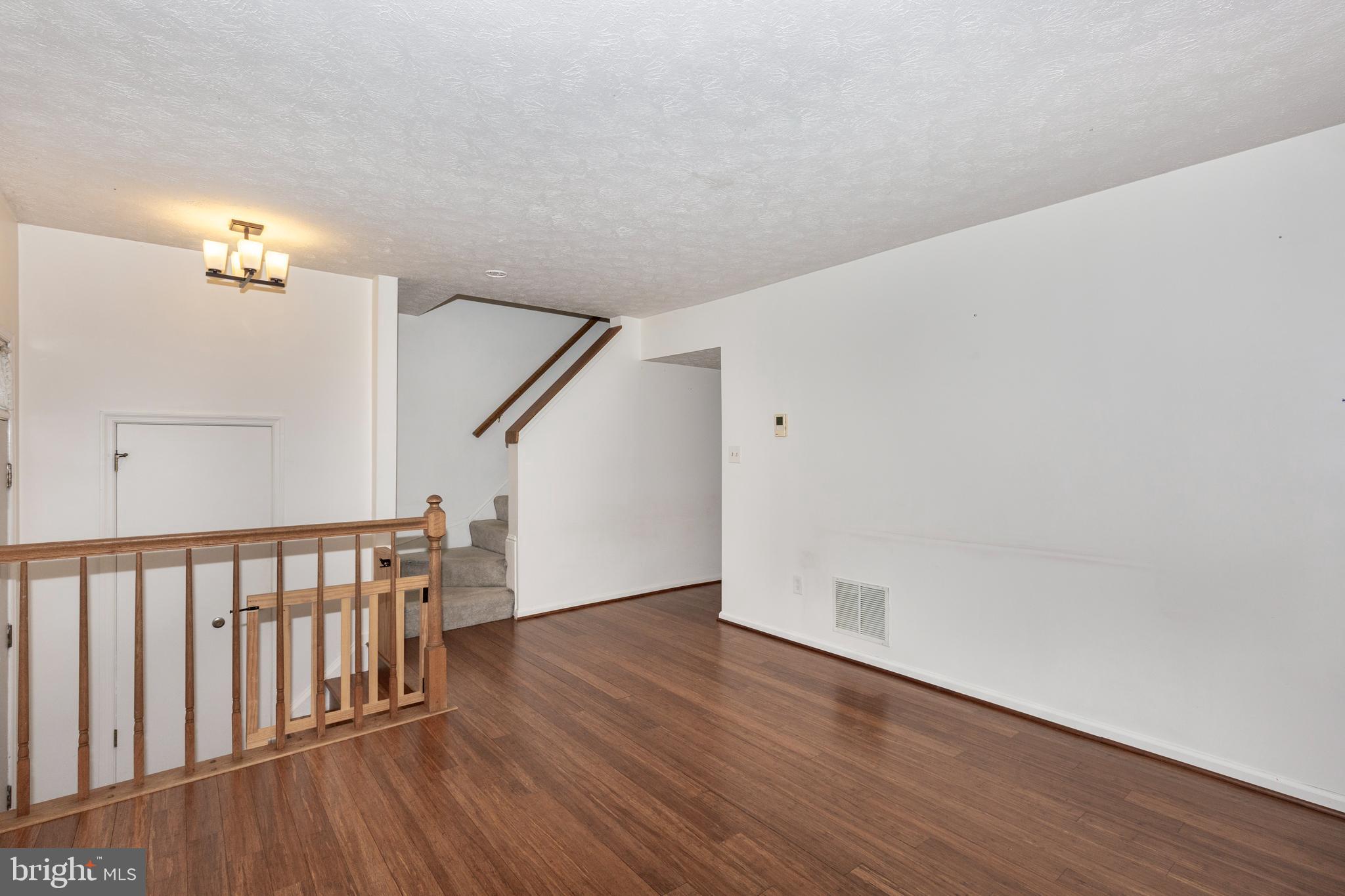 AVONDALE RUN - Residential