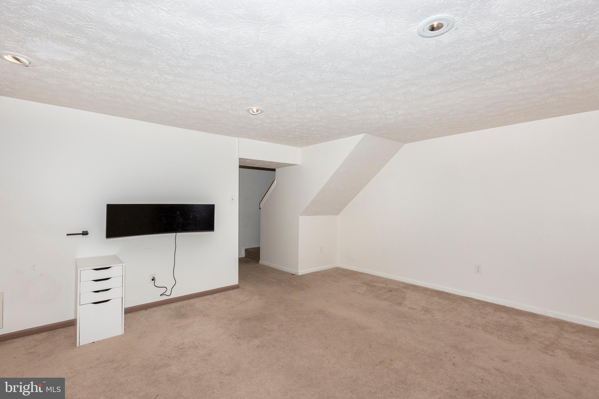 AVONDALE RUN - Residential