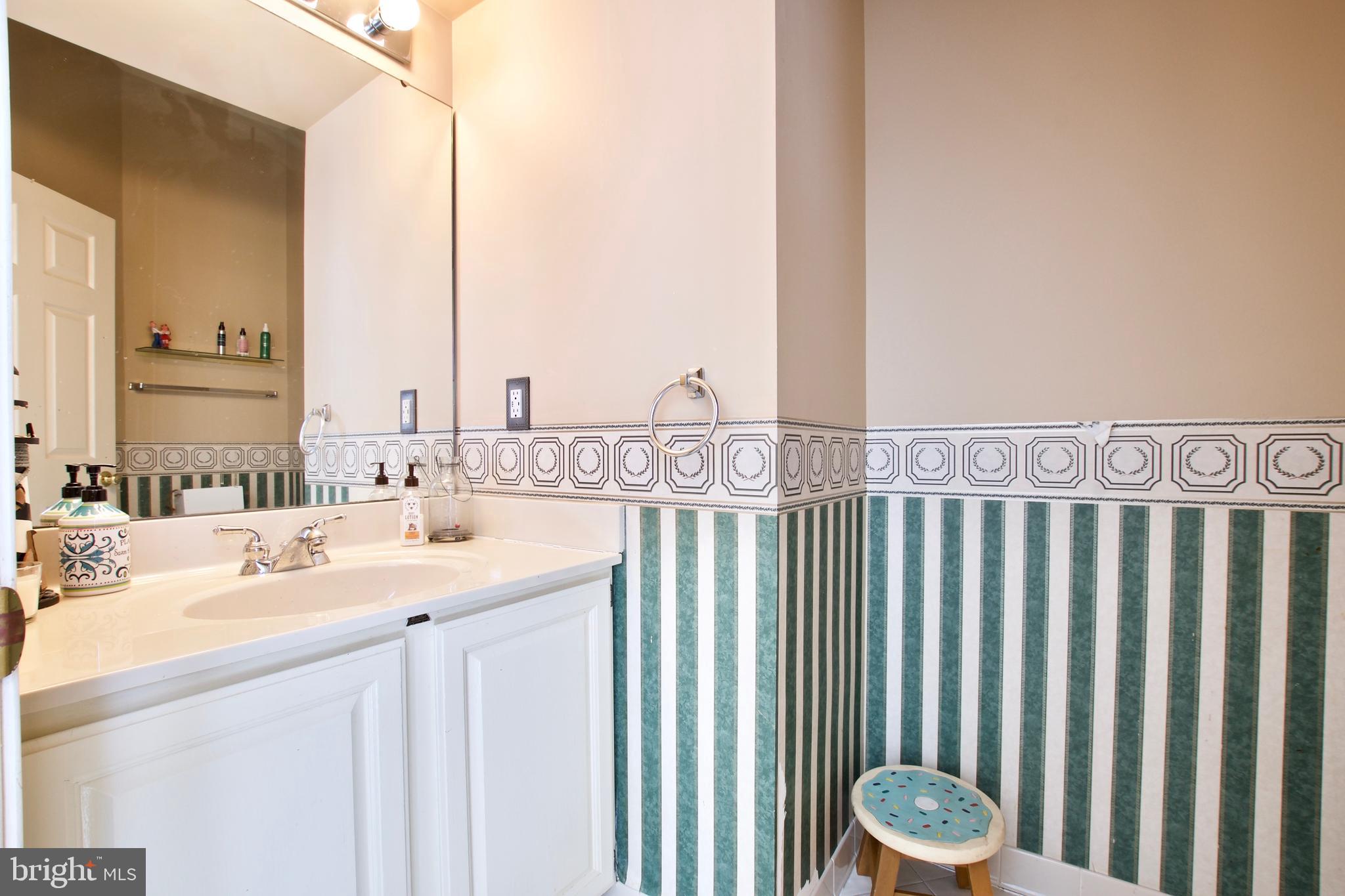 POTOMAC LAKES - Residential