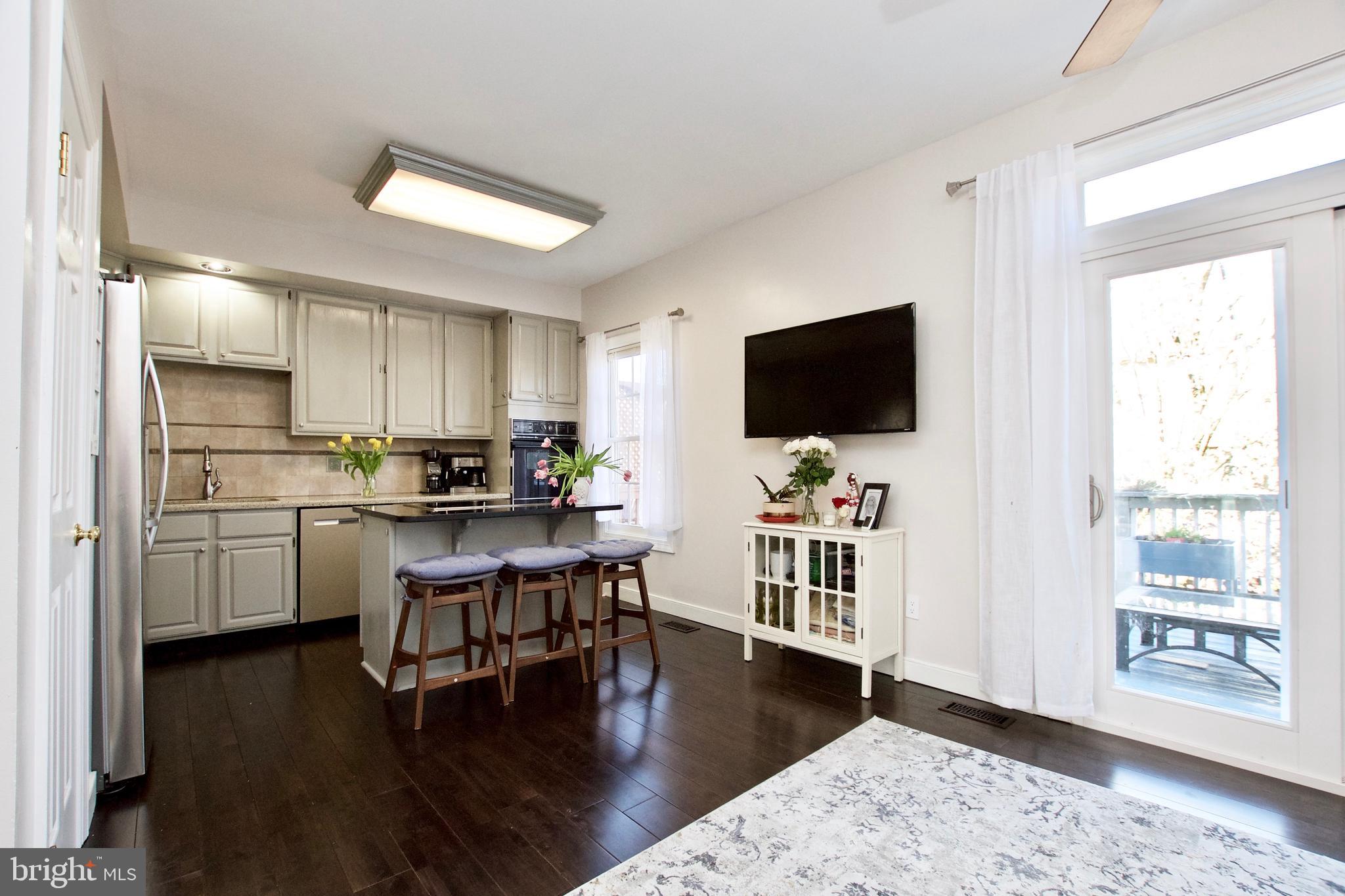 POTOMAC LAKES - Residential