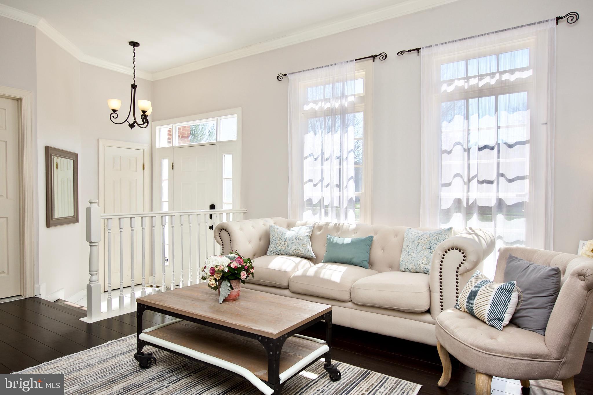 POTOMAC LAKES - Residential