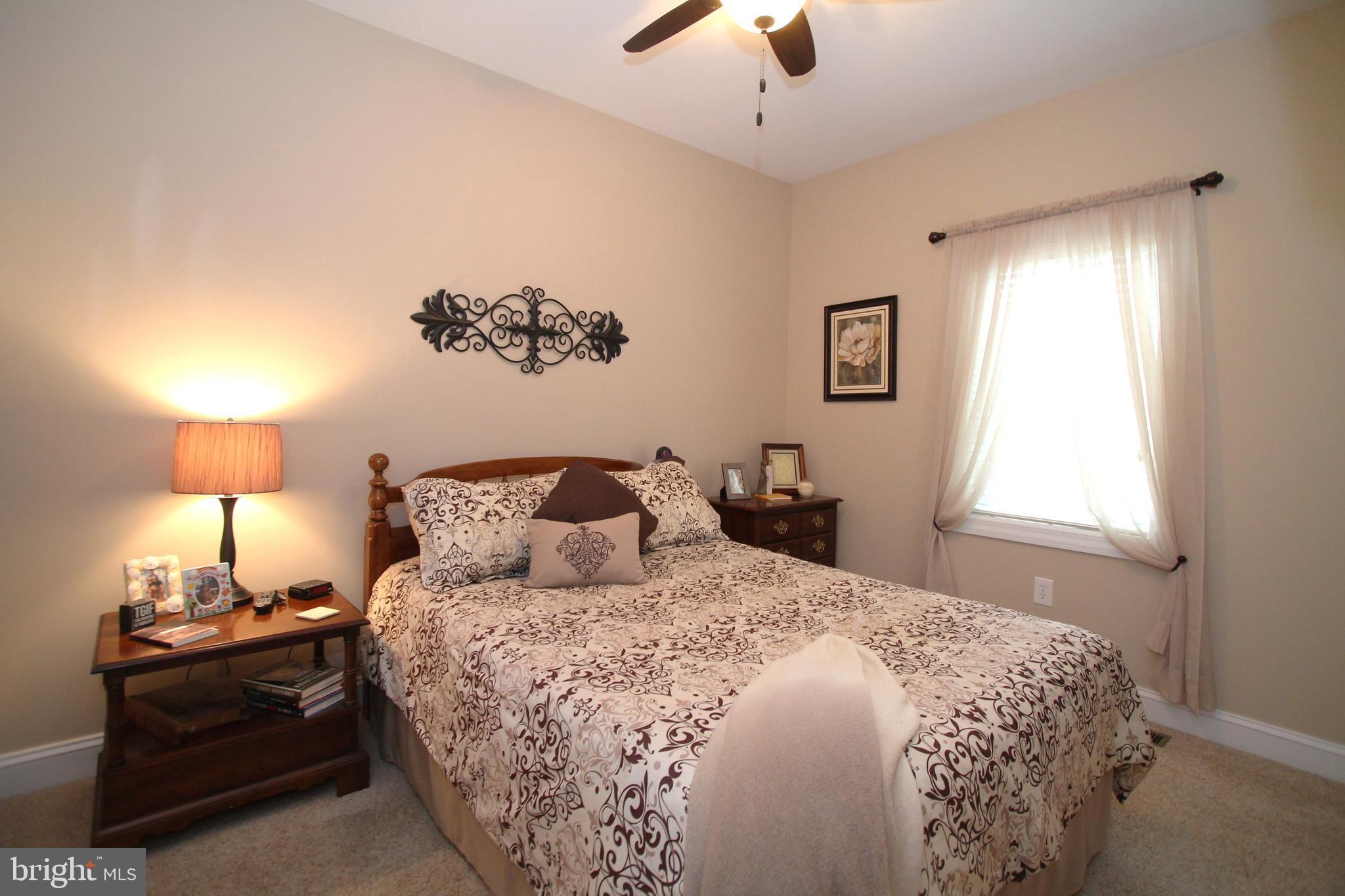 OPEQUON HILL - Residential