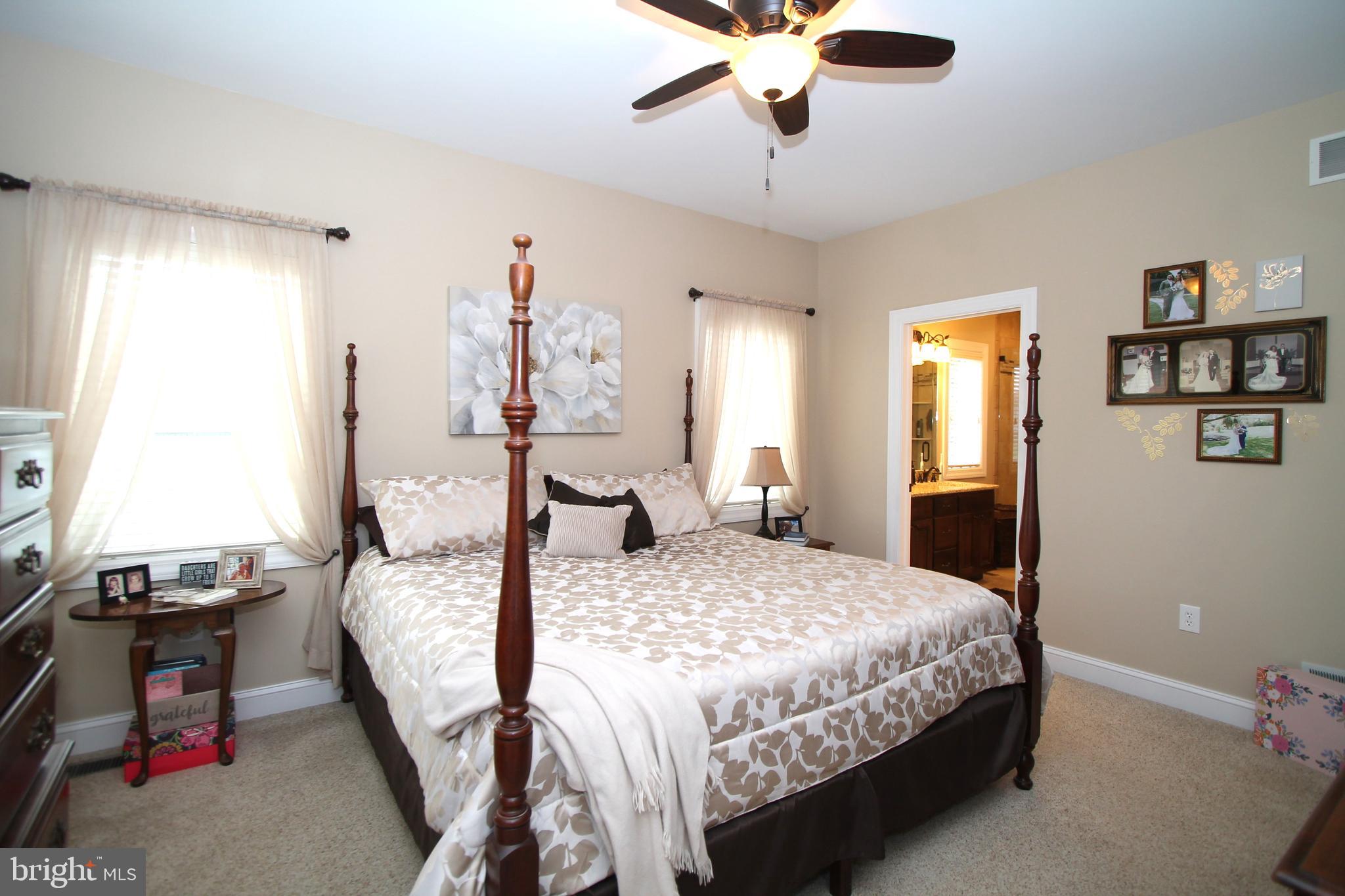 OPEQUON HILL - Residential