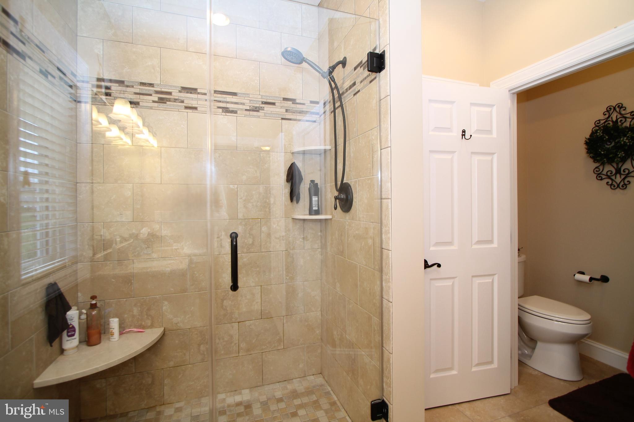 OPEQUON HILL - Residential