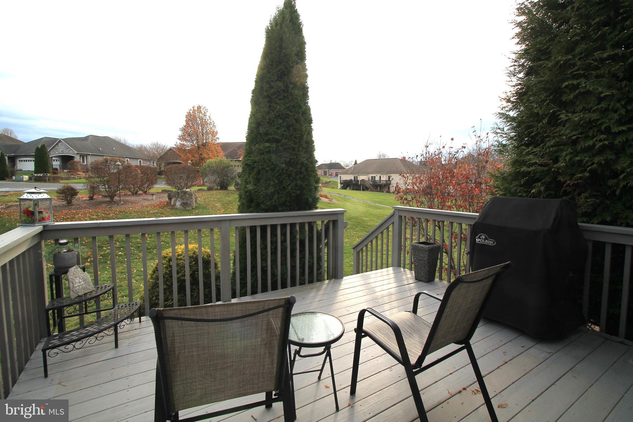 OPEQUON HILL - Residential