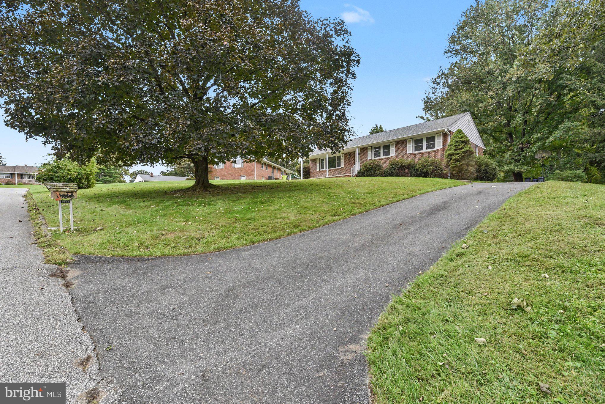 1903 CYPRESS DRIVE