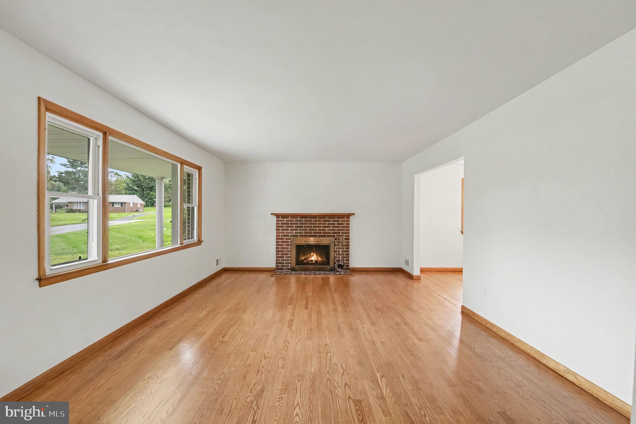 1903 CYPRESS DRIVE