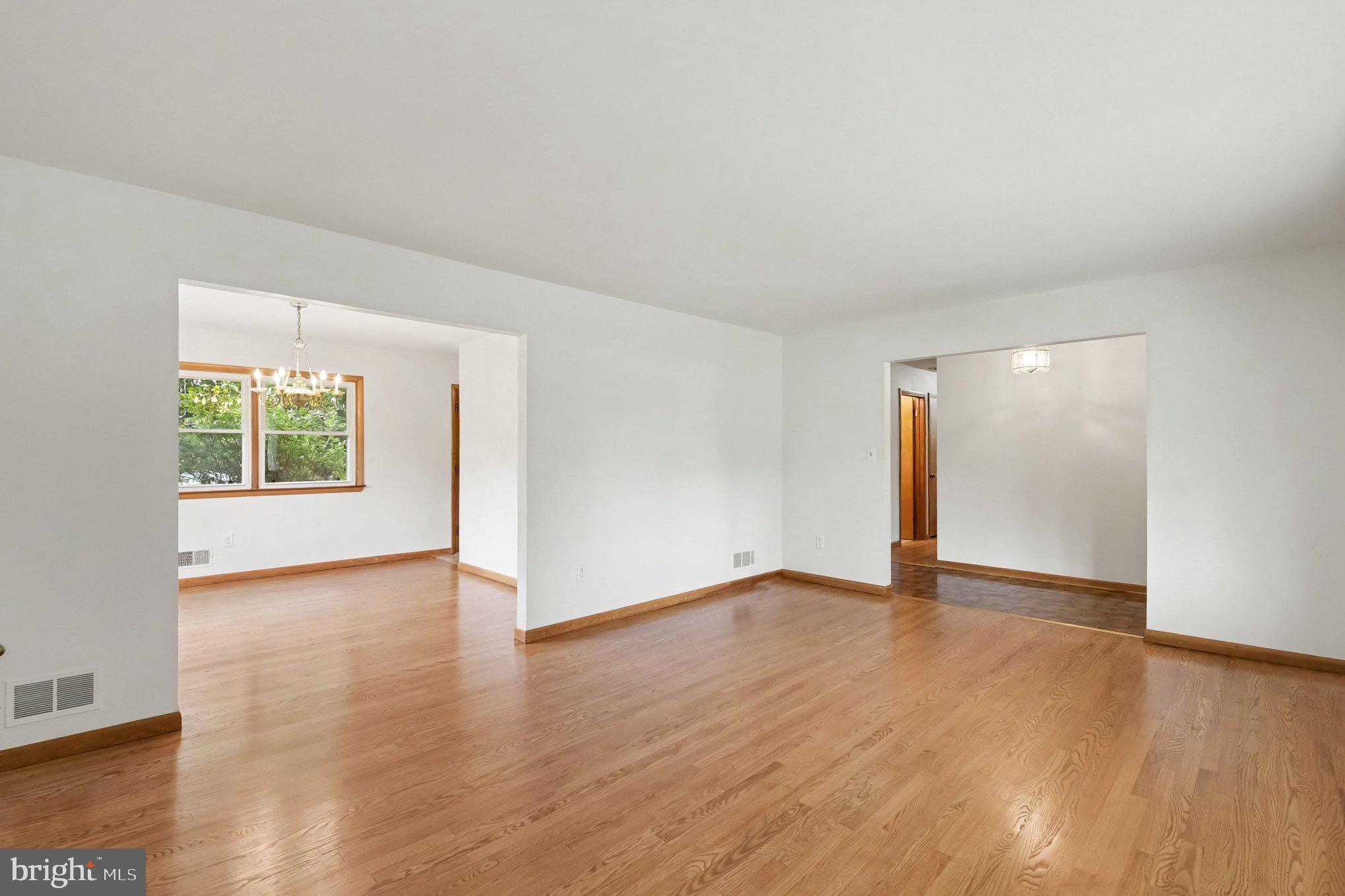 1903 CYPRESS DRIVE