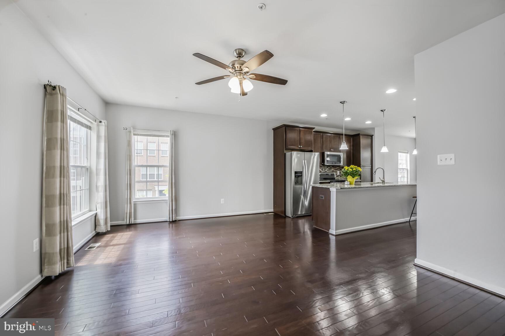 BRICK YARD STATION - Residential