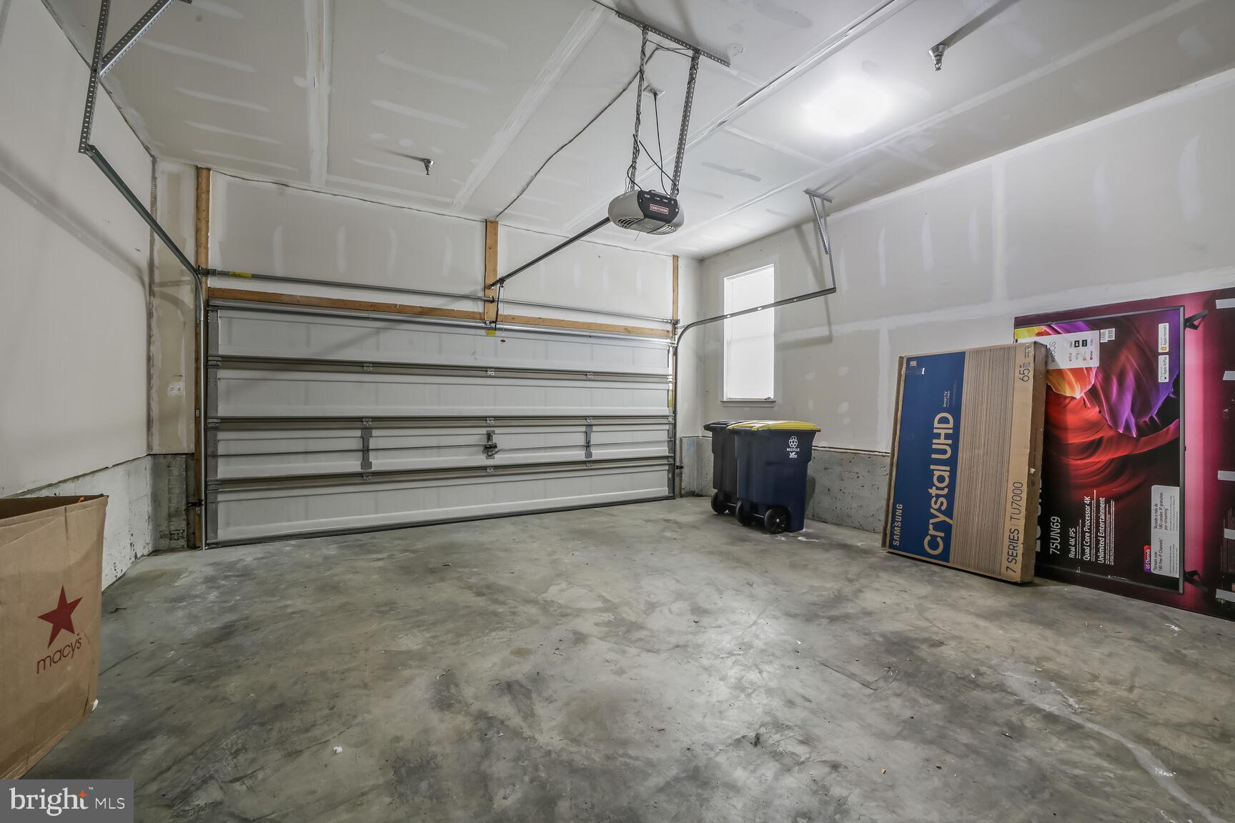 BRICK YARD STATION - Residential