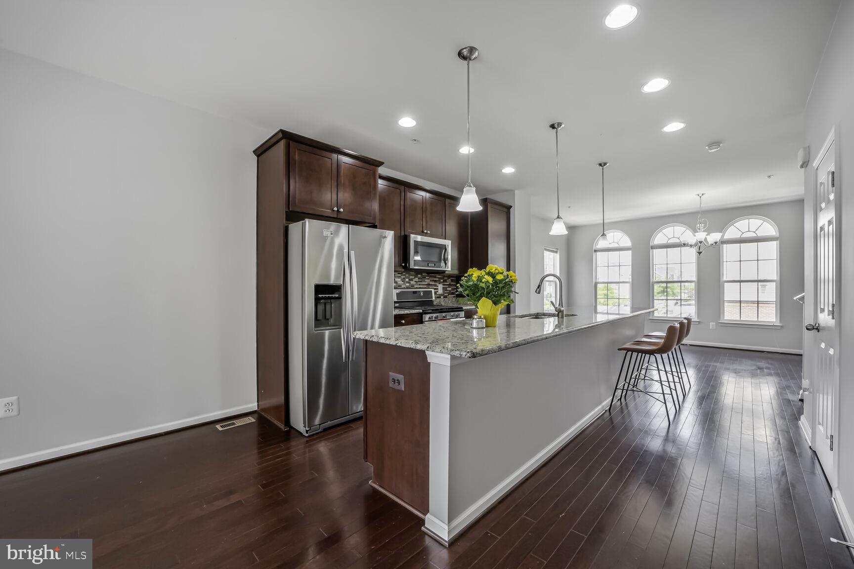 BRICK YARD STATION - Residential