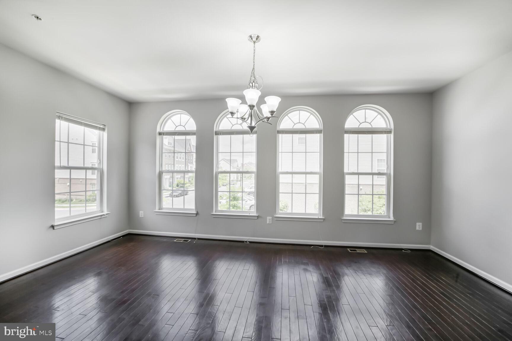 BRICK YARD STATION - Residential