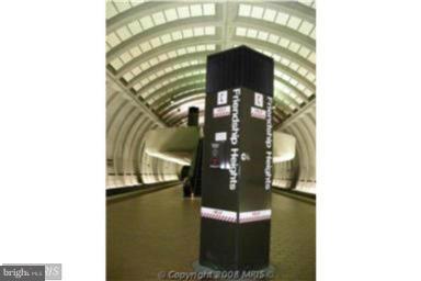 THE ELIZABETH - Residential Lease