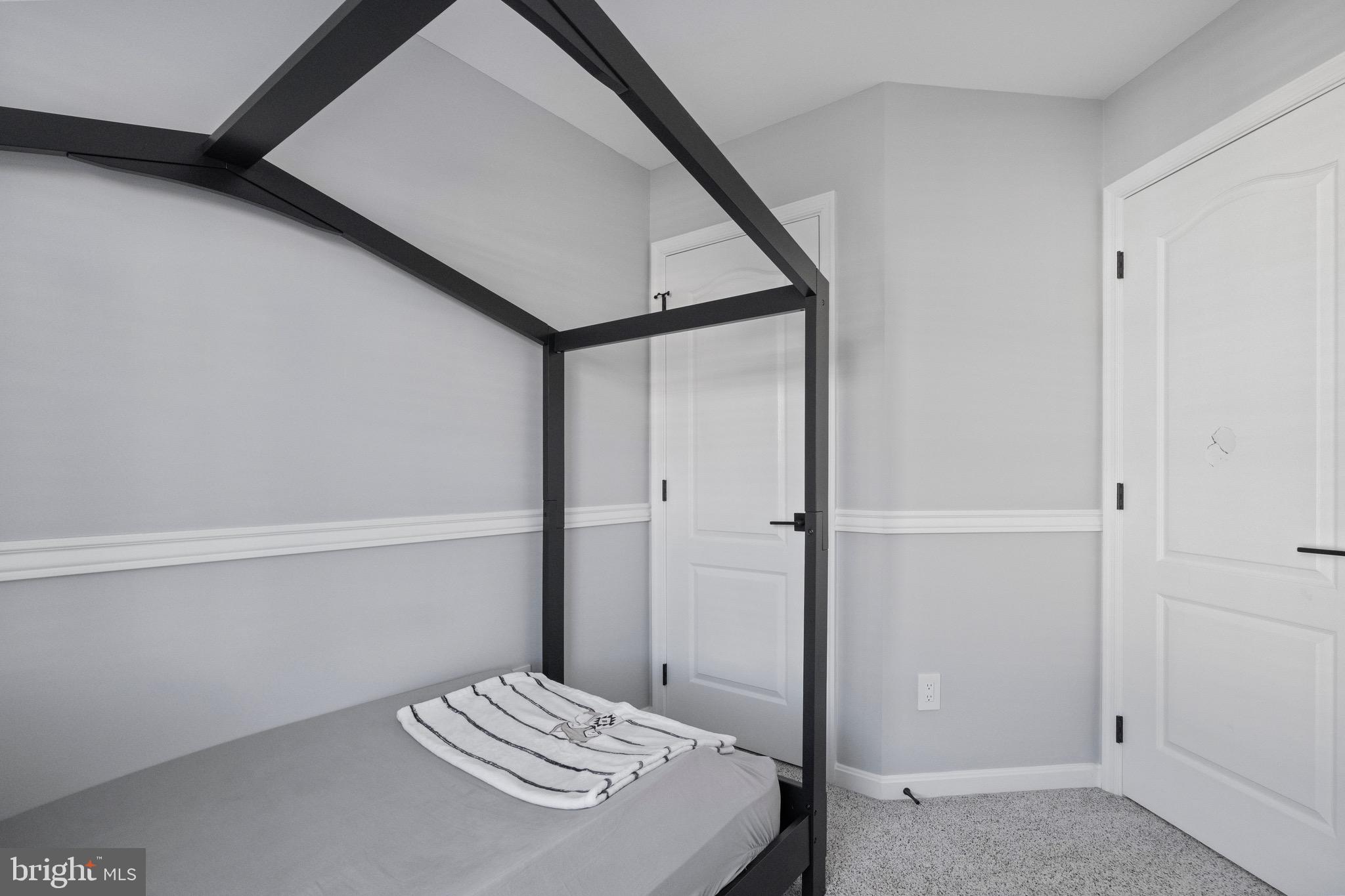 MONMOUTH MEADOWS - Residential