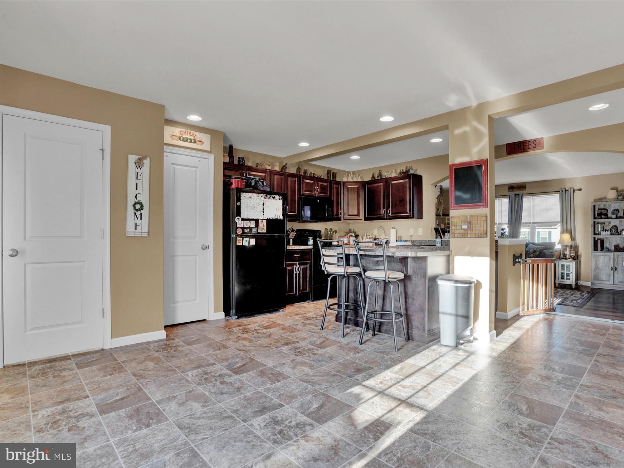 SUMMERFIELD - Residential