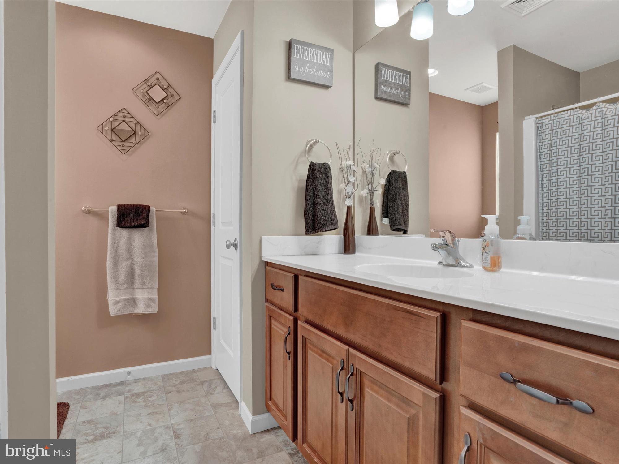SUMMERFIELD - Residential