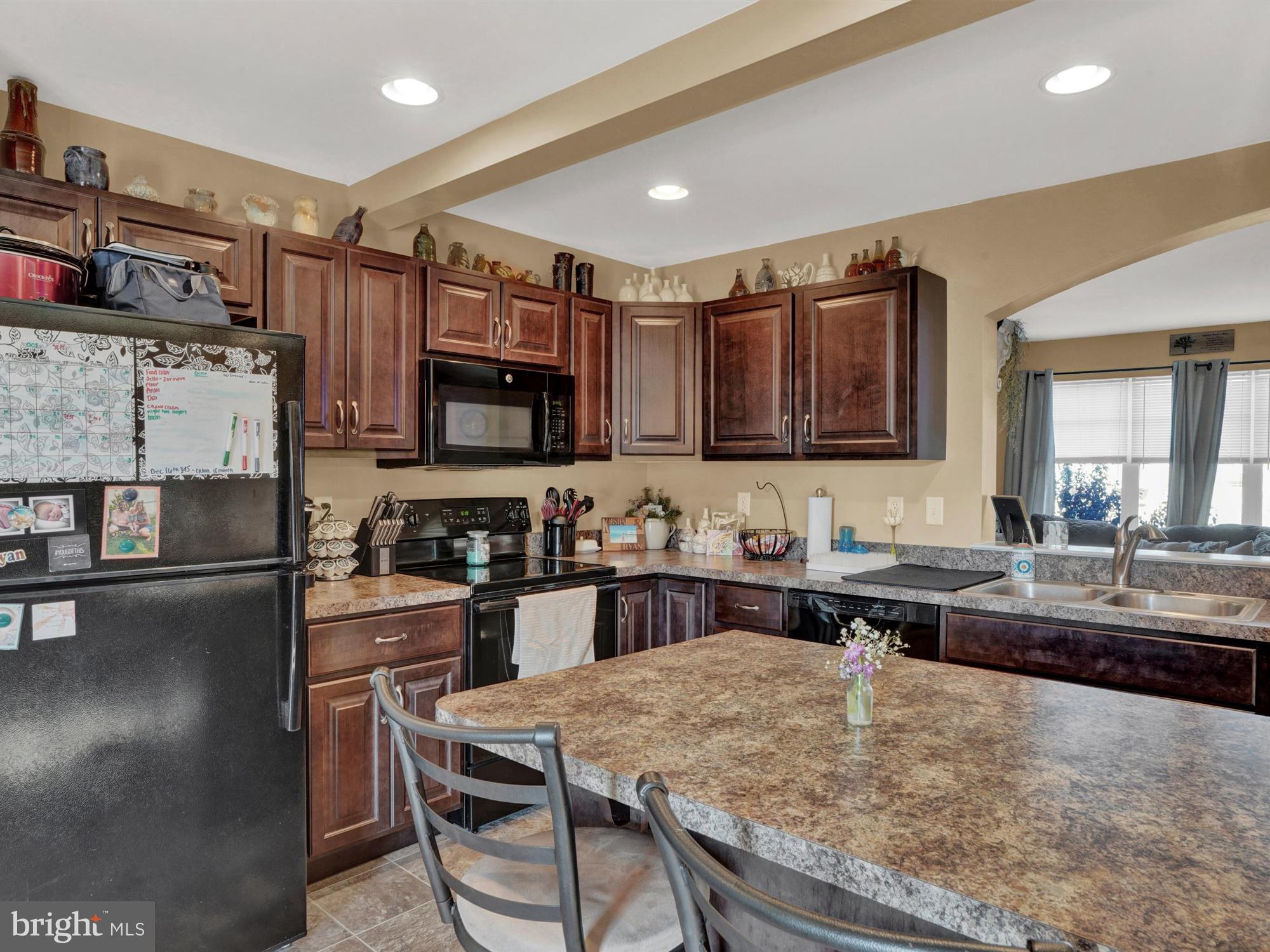 SUMMERFIELD - Residential