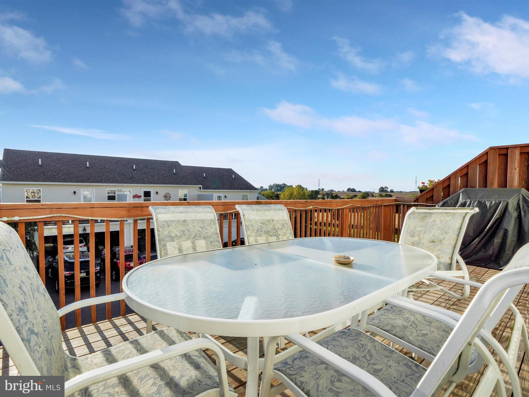 SUMMERFIELD - Residential