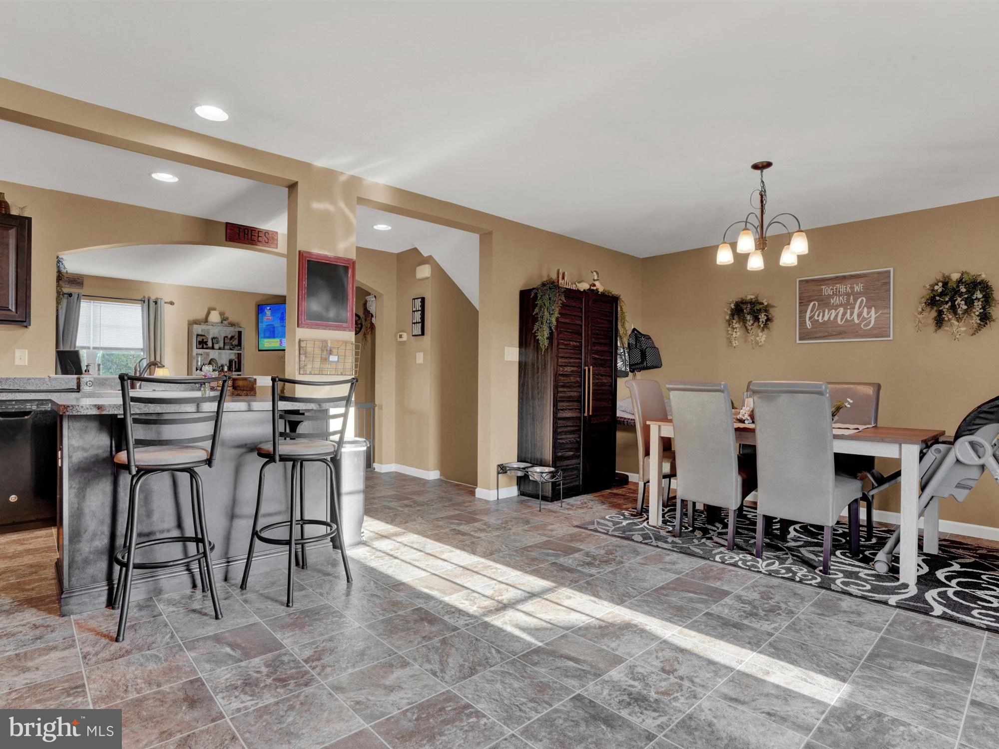 SUMMERFIELD - Residential